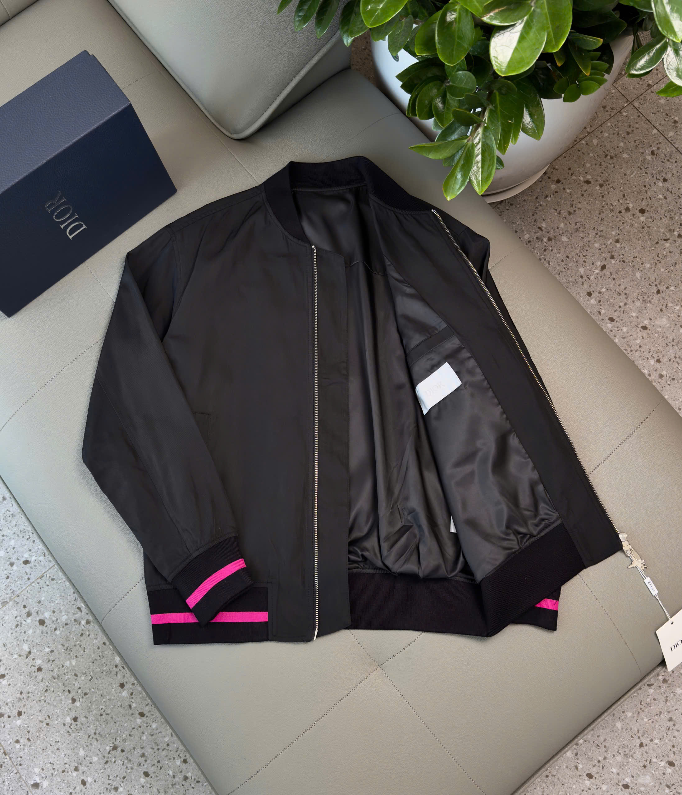 Áo khoác bomber gió Dior CD 47 2 khóa Like Auth S-L DDT