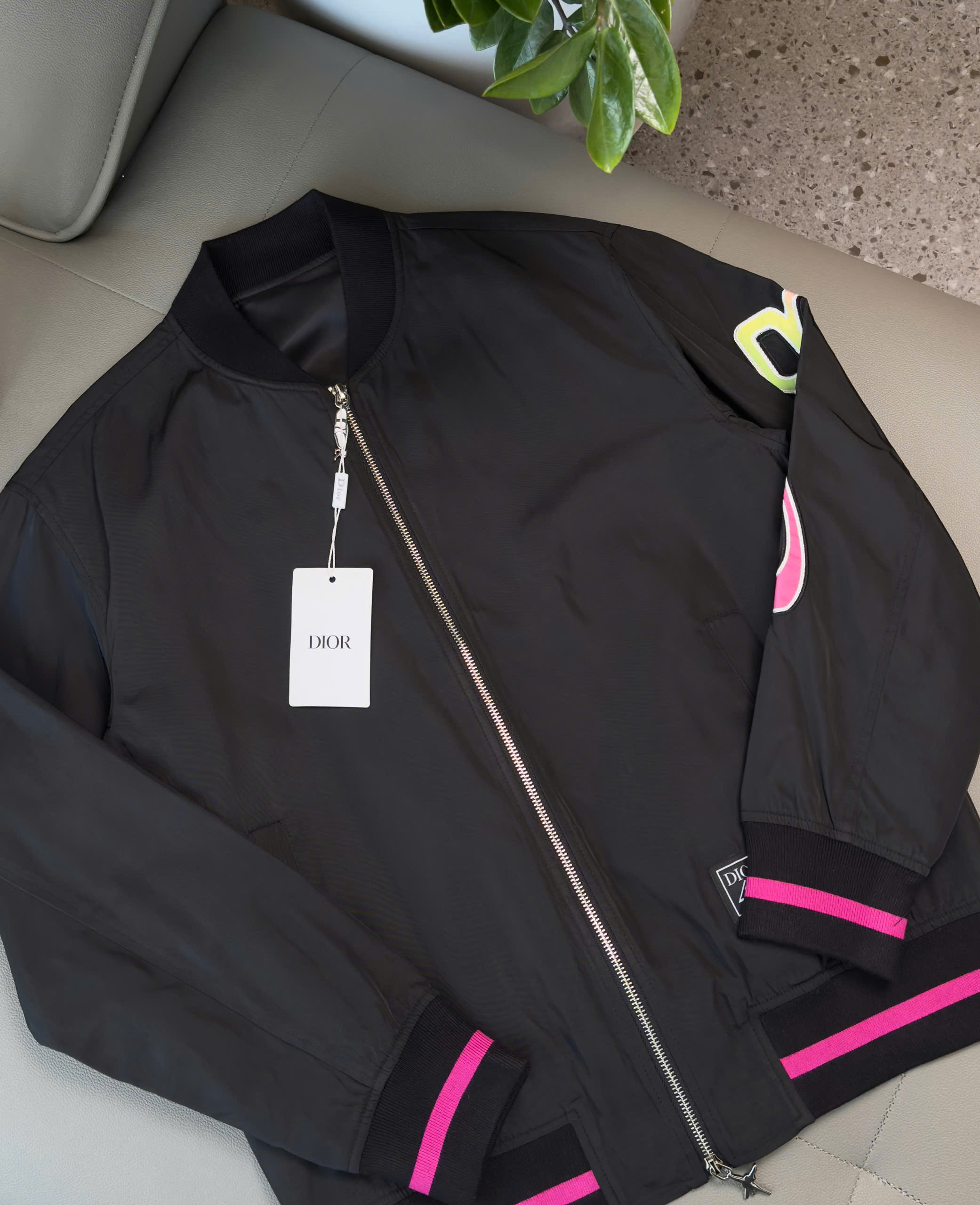 Áo khoác bomber gió Dior CD 47 2 khóa Like Auth S-L DDT