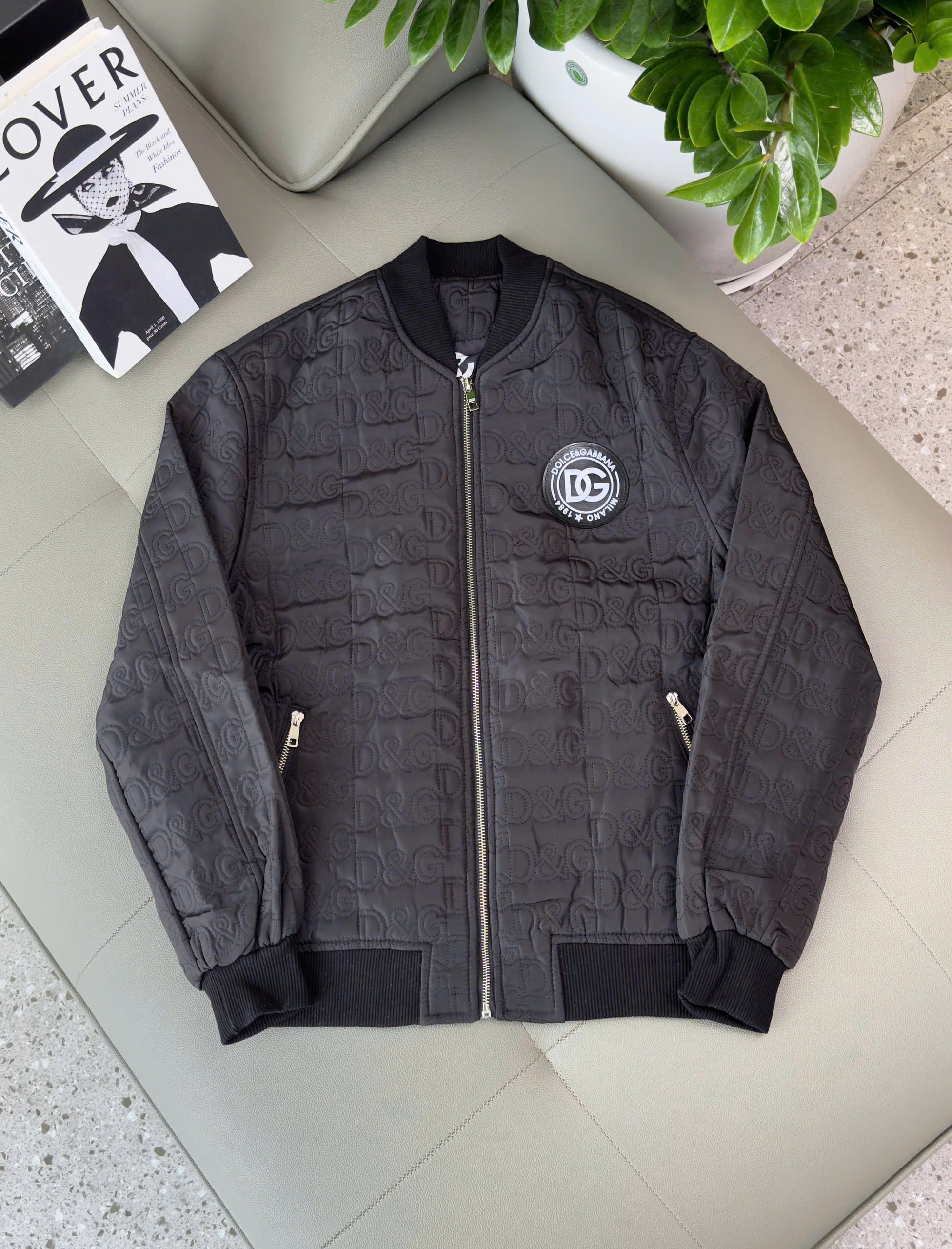 Áo khoác Bomber Dolce Gabbana DG logo dập nổi Like Auth M-XXL DDT