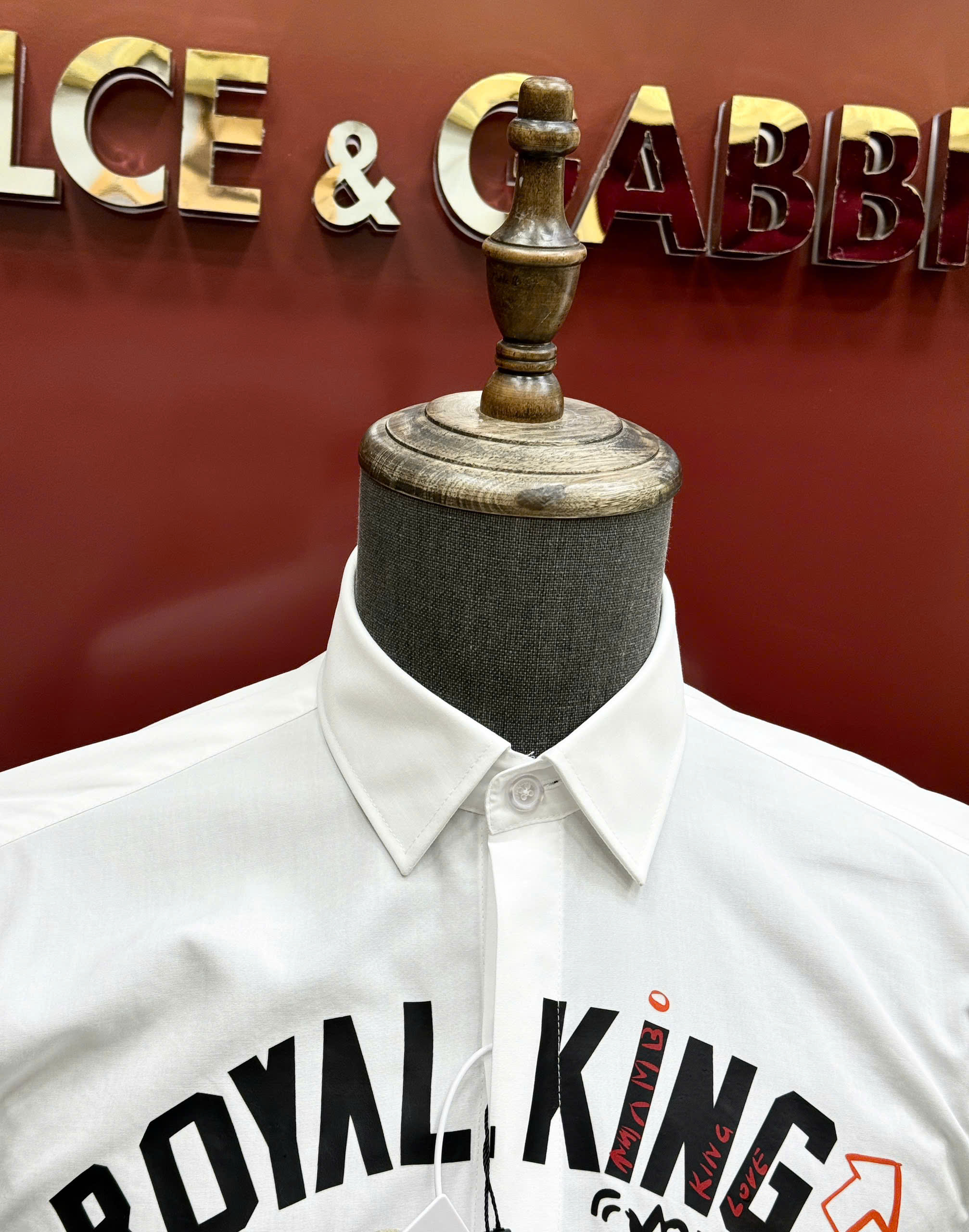 Áo sơ mi dài tay Dolce Gabbana DG Trắng họa tiết Royal King ngực Like Auth on web CD LK