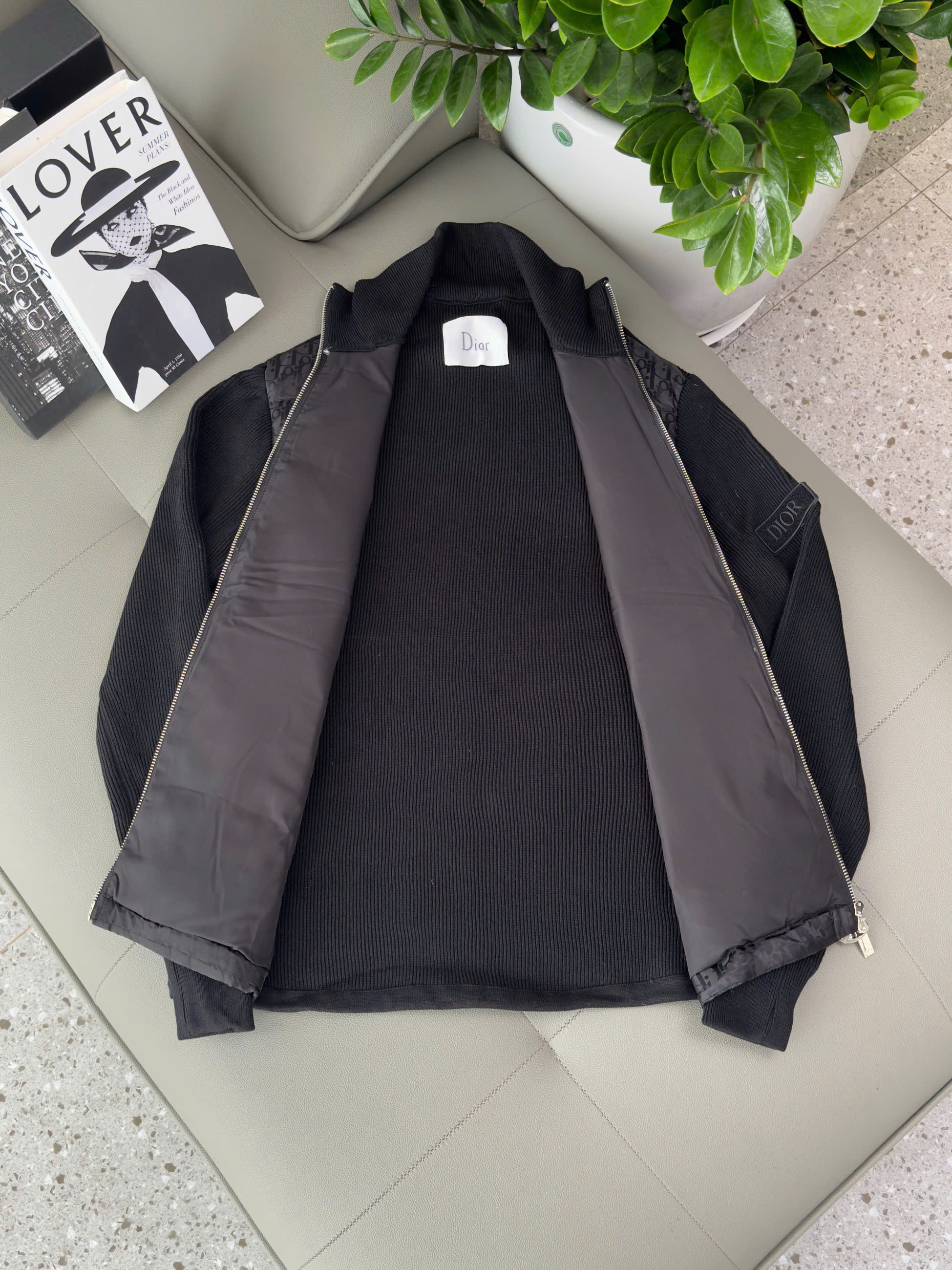 Áo khoác Dior CD Đen họa tiết Obique full phối tay len Like Auth 46-52 DDT