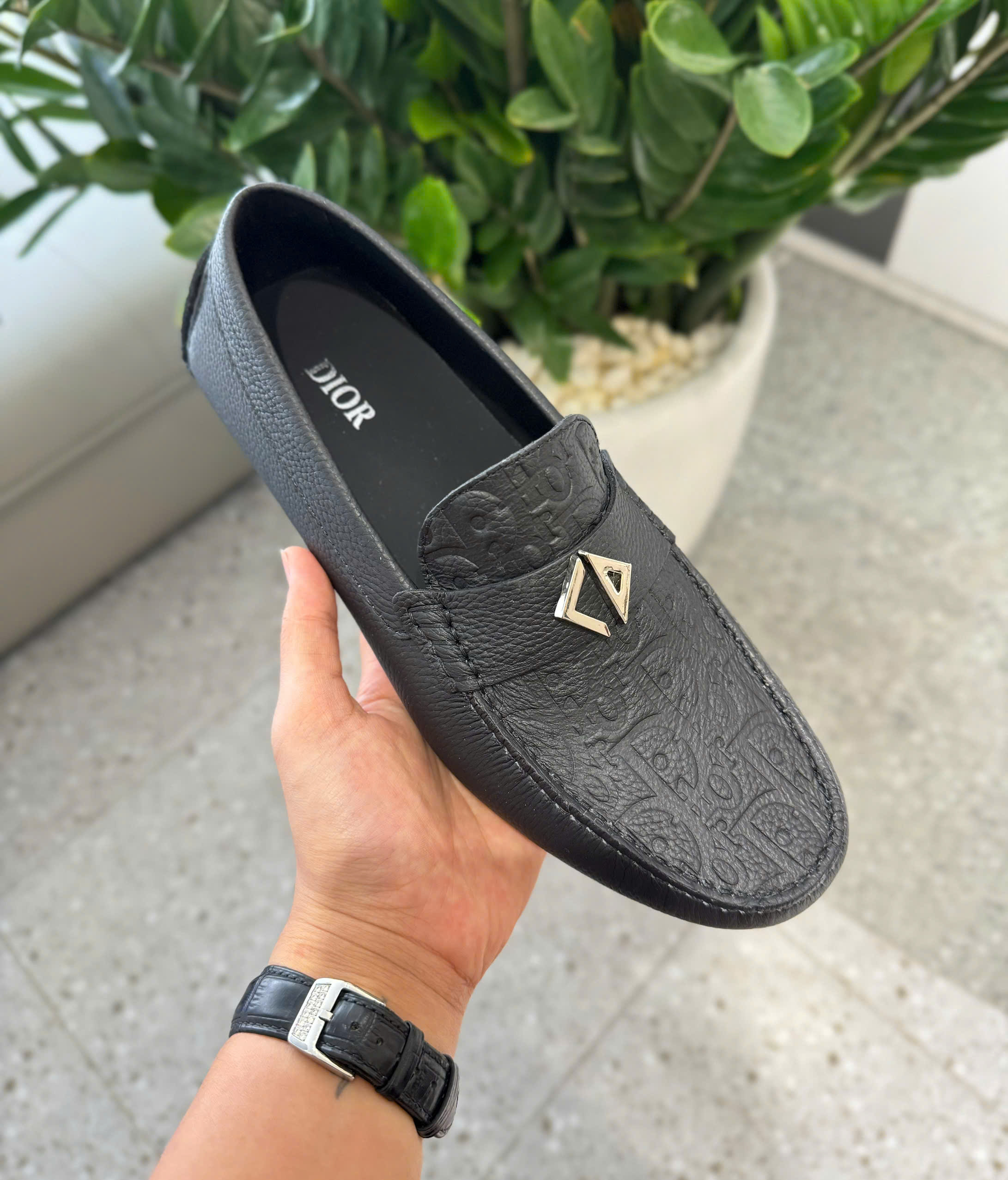 Giày moca Dior Đen sần logo CD vân chìm full Like Auth 38-43 DDT