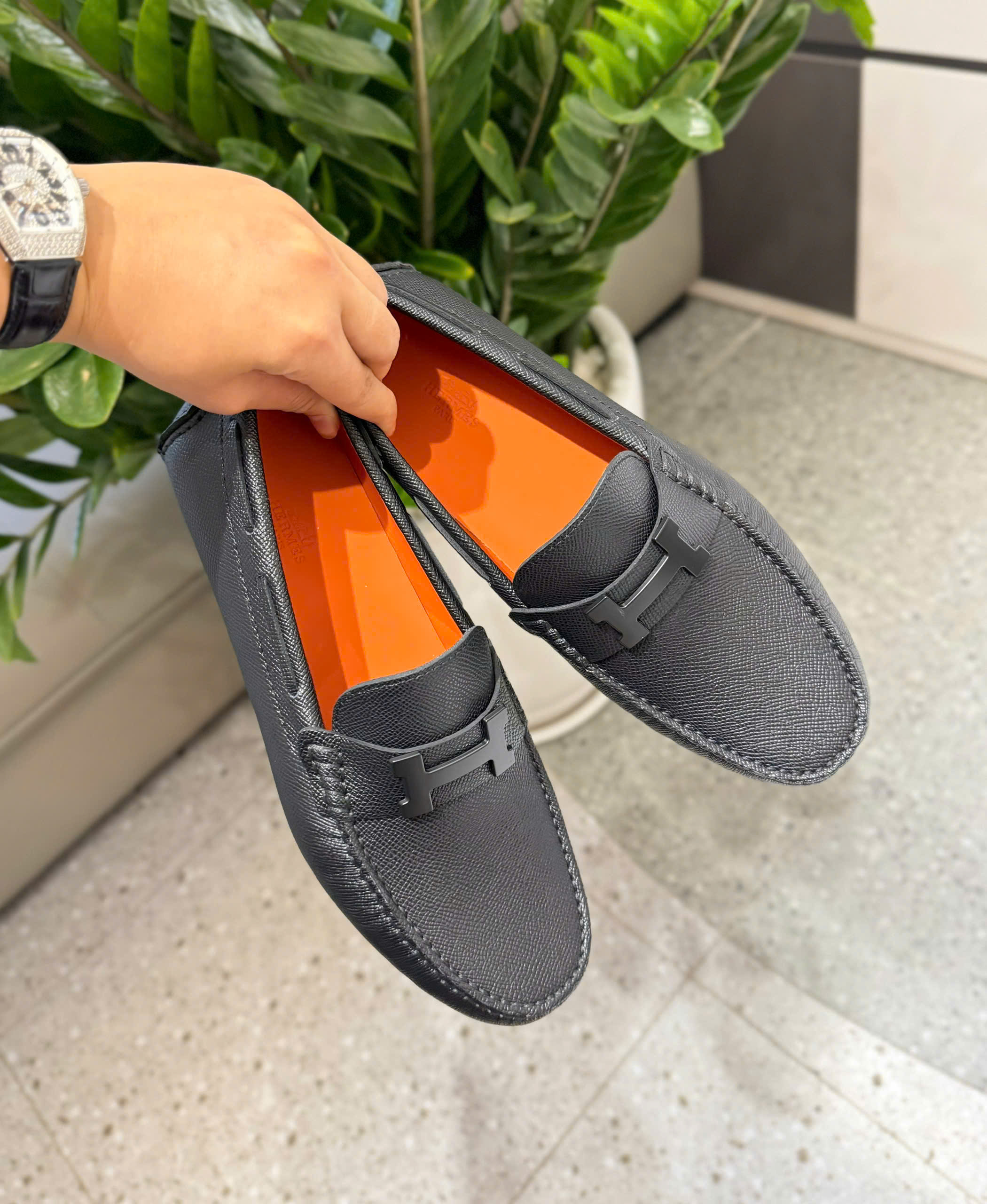 Giày moca Hermes HM Đen sần logo chữ H đen Like Auth 38-43 DDT