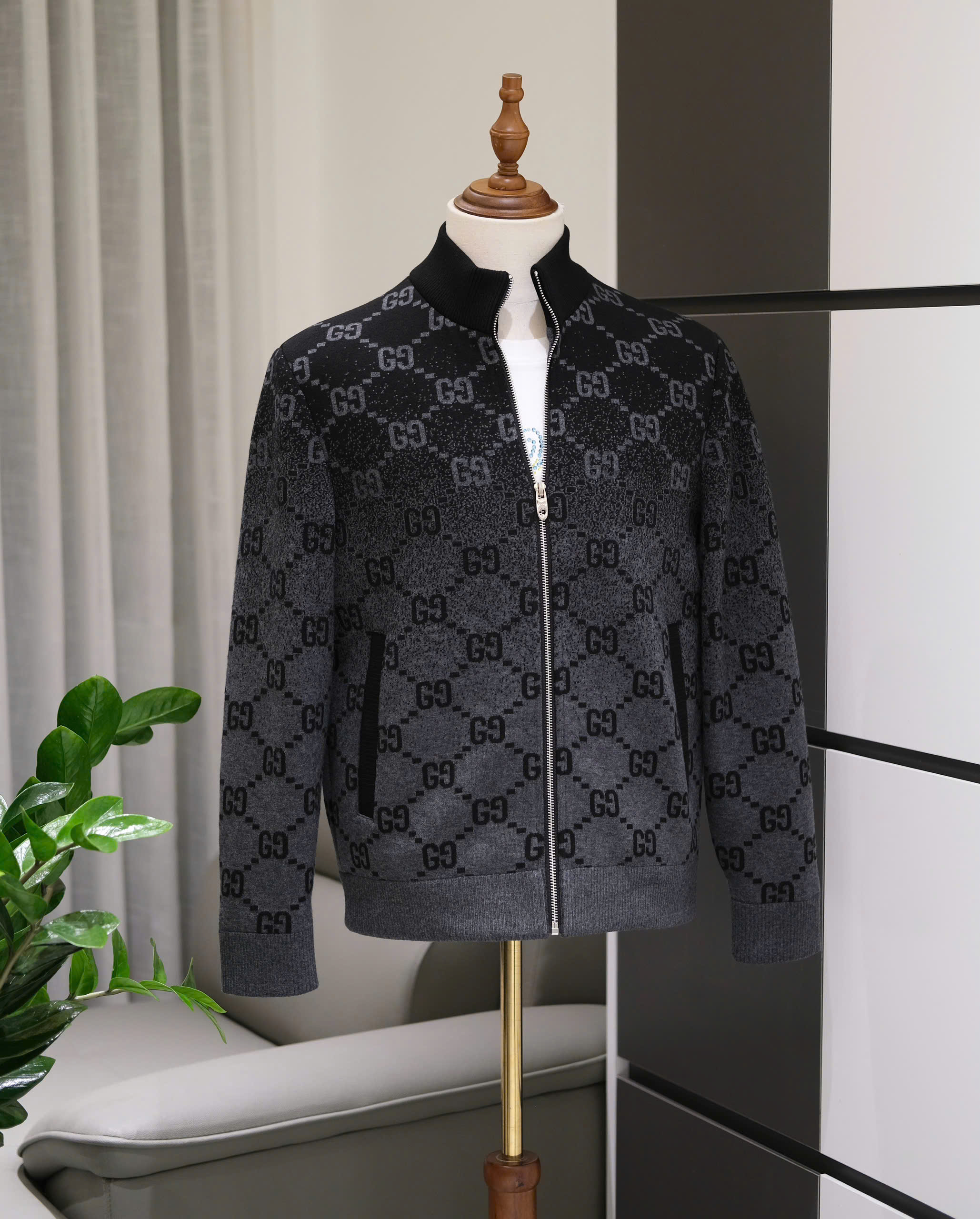 Áo khoác len Gucci GC Xám Đen loang monogram full Like Auth 48-54 DDT