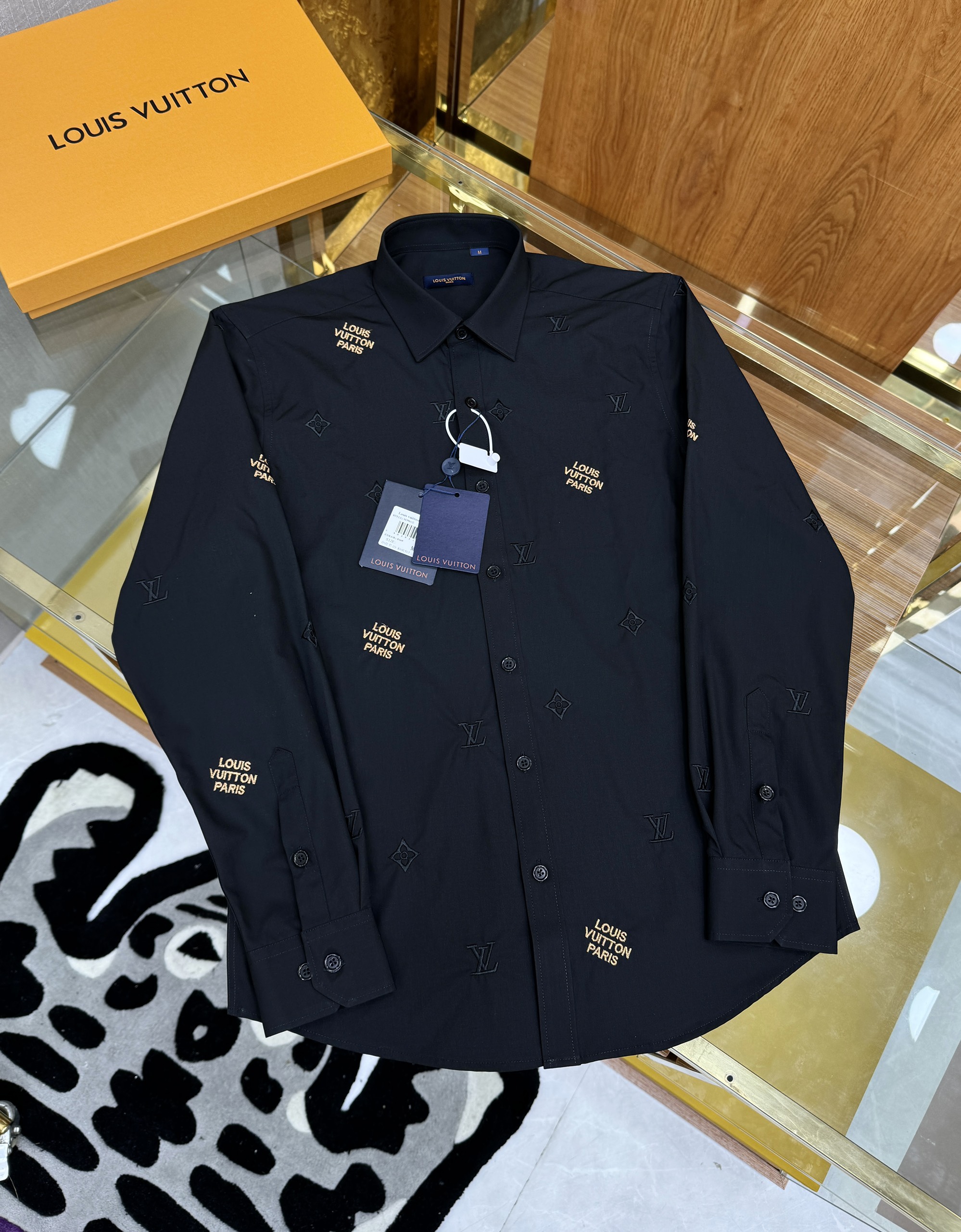 Áo sơ mi dài tay Louis Vuitton LV Paris họa tiết hoa vân logo Lv thêu nổi full Like Auth on web CD