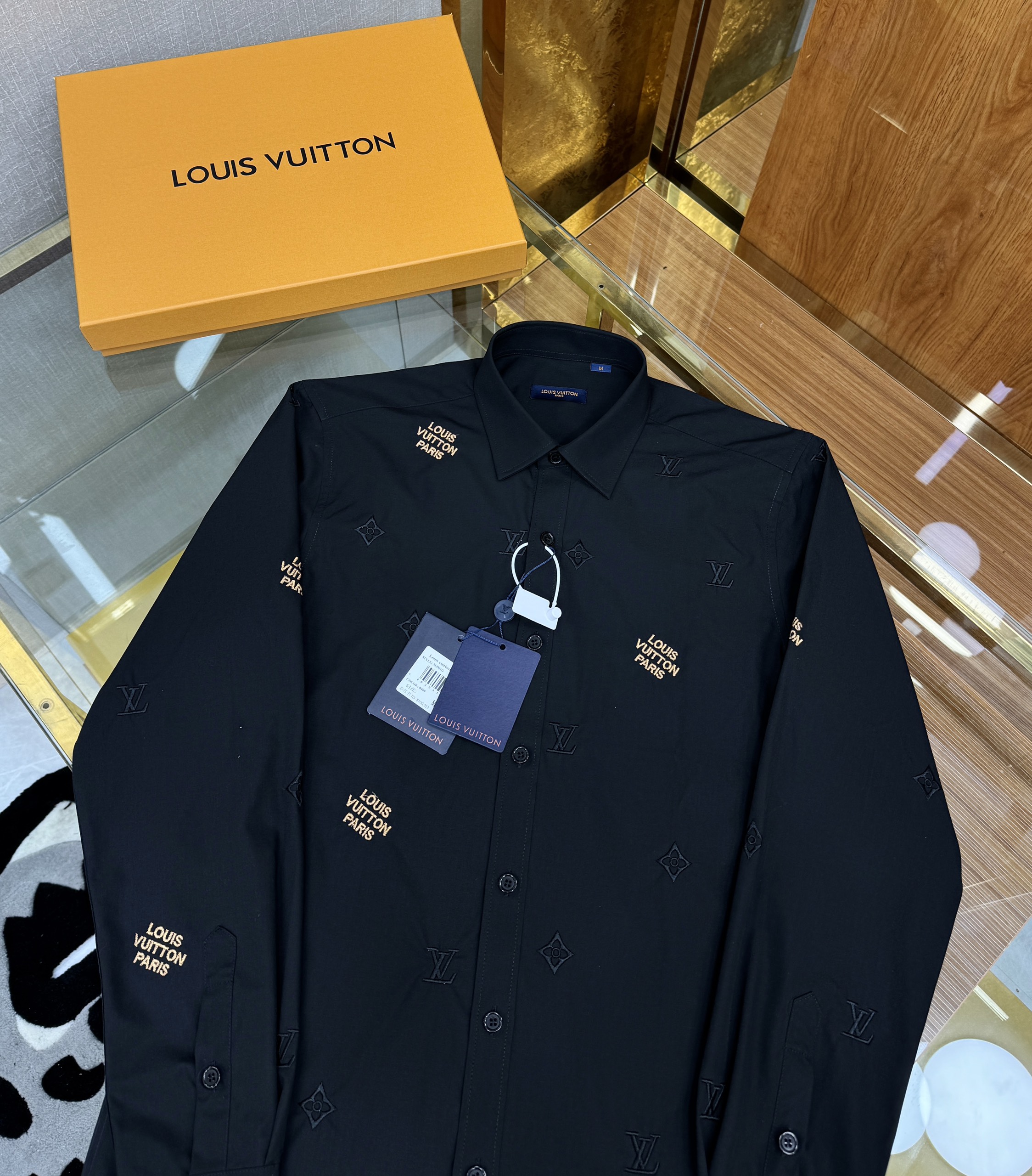 Áo sơ mi dài tay Louis Vuitton LV Paris họa tiết hoa vân logo Lv thêu nổi full Like Auth on web CD
