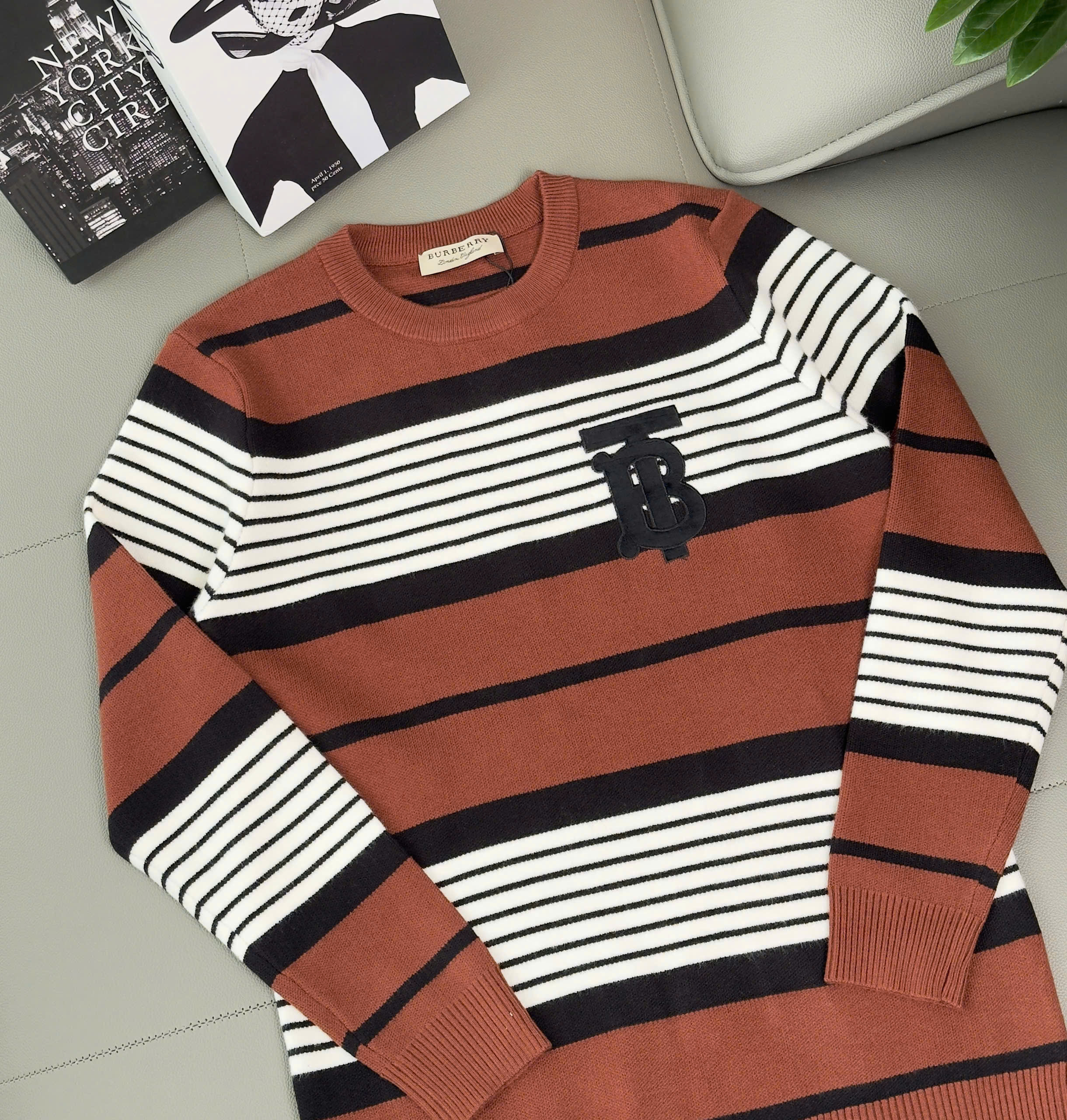 Áo sweater len Burberry BBR Đỏ sọc Trắng Đen logo thêu TB Like AUth M-XXL DDT