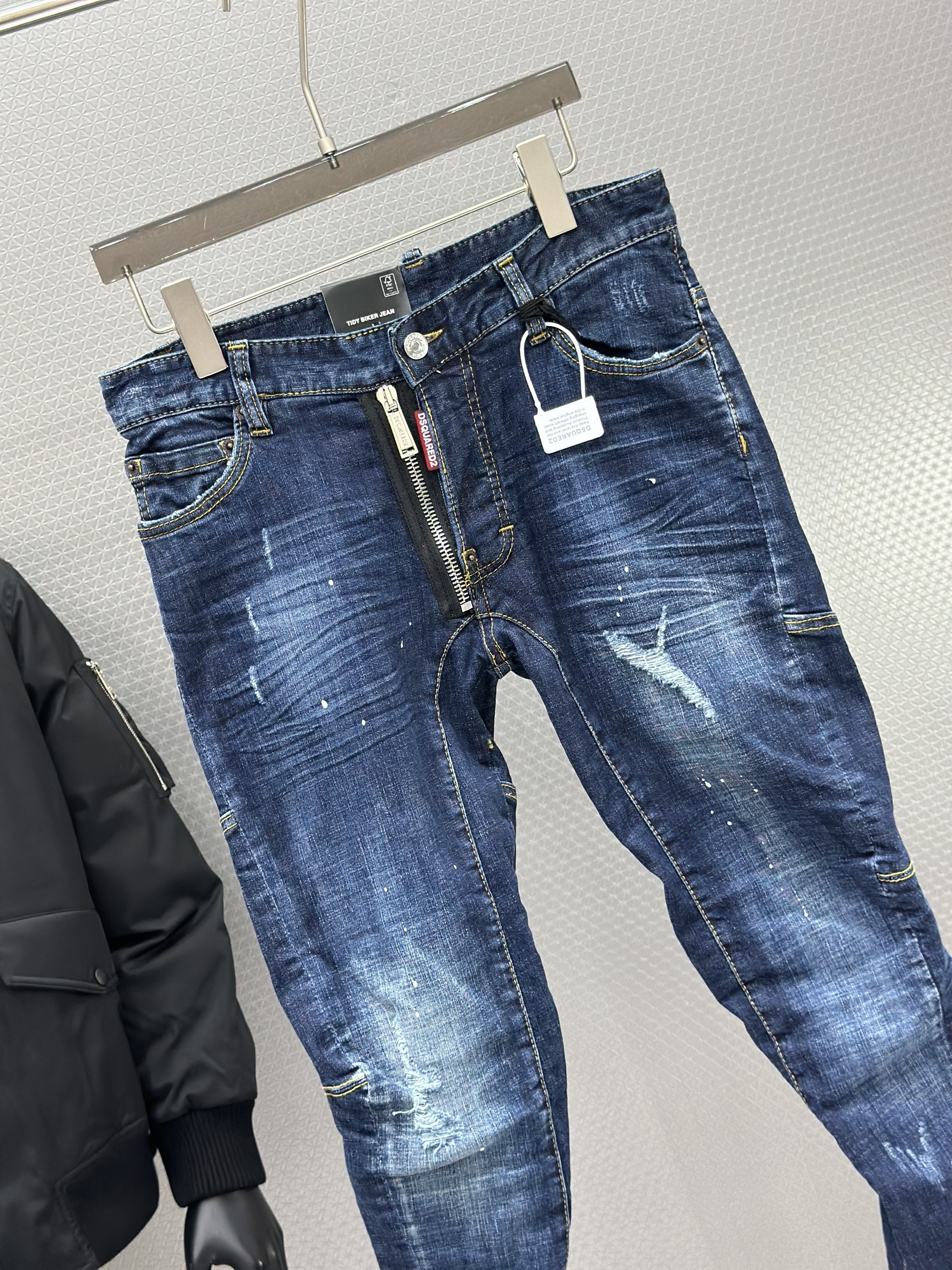 Quần Jean Biker Dsquared2 DSQ 2083 Xanh công ống khóa lệch Like Auth 42-54 VTN