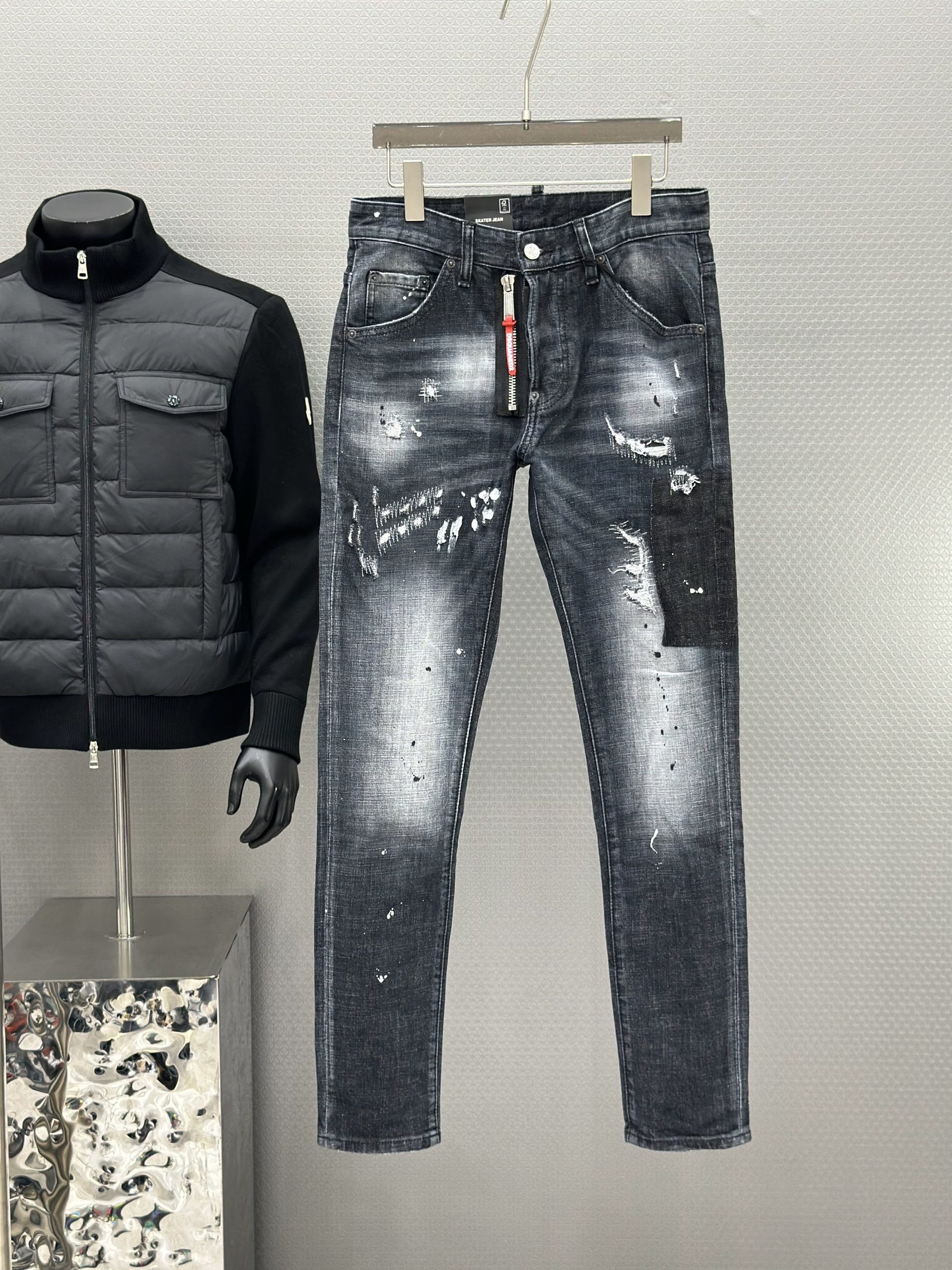 Quần Jean Dsquared2 DSQ 037 Đen rách vá ô khóa lệch Like Auth 44-52 VTN