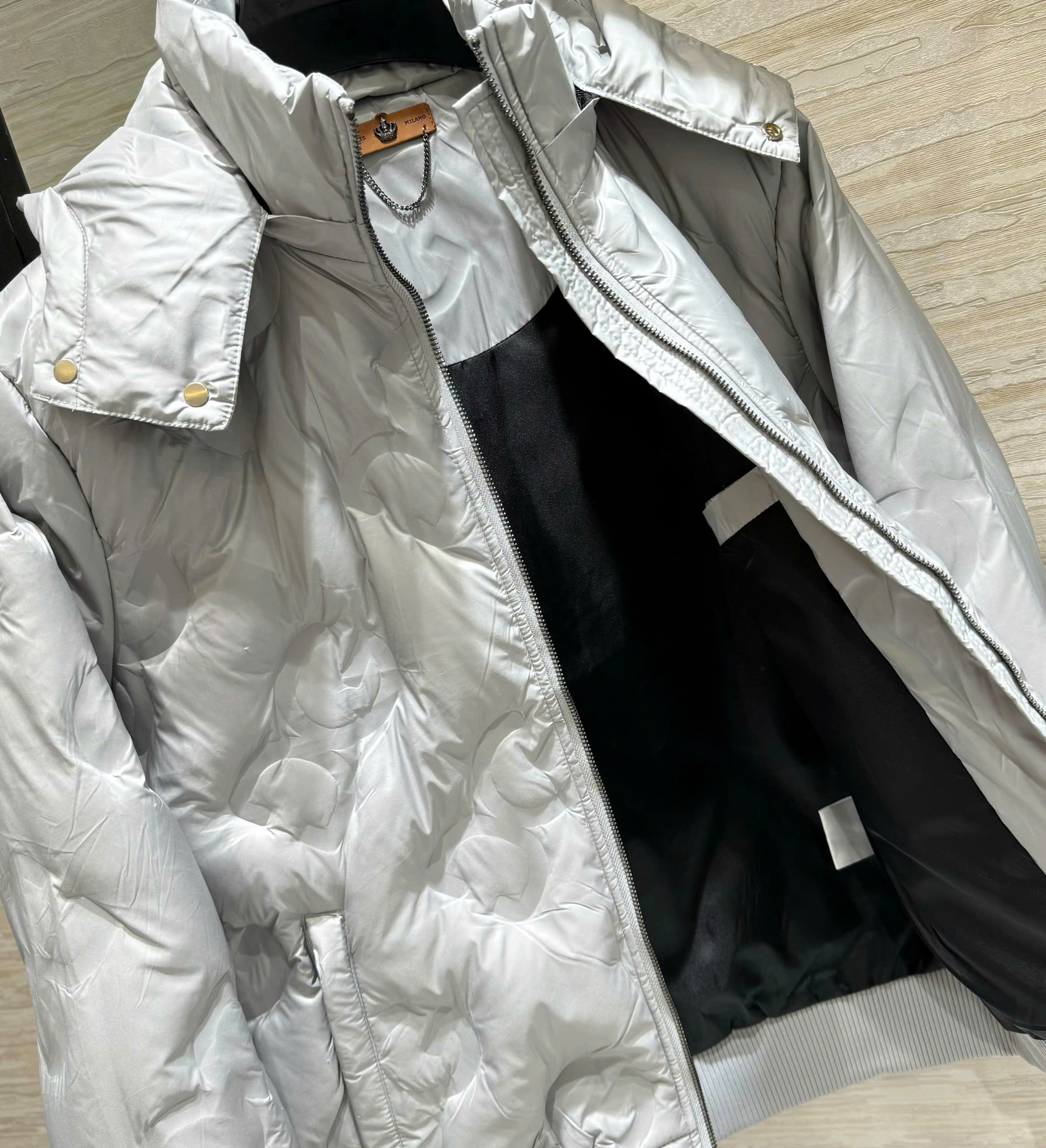 Áo khoác phao Dolce Gabbana DG Xám mũ chùm Like Auth M-XXL DDT