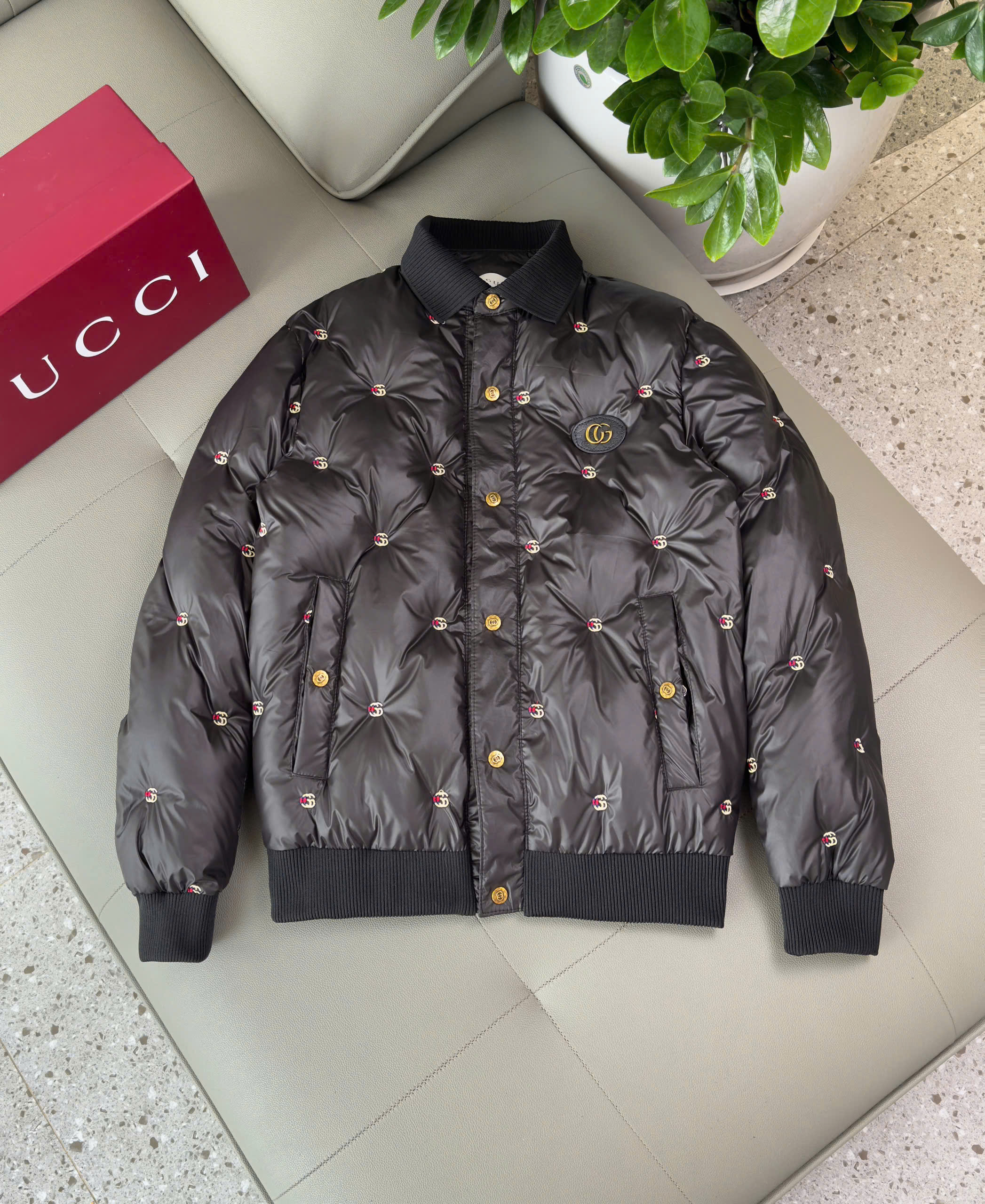 Áo phao Gucci GC cổ bẻ logo thêu Full Like Auth M-XXL DDT