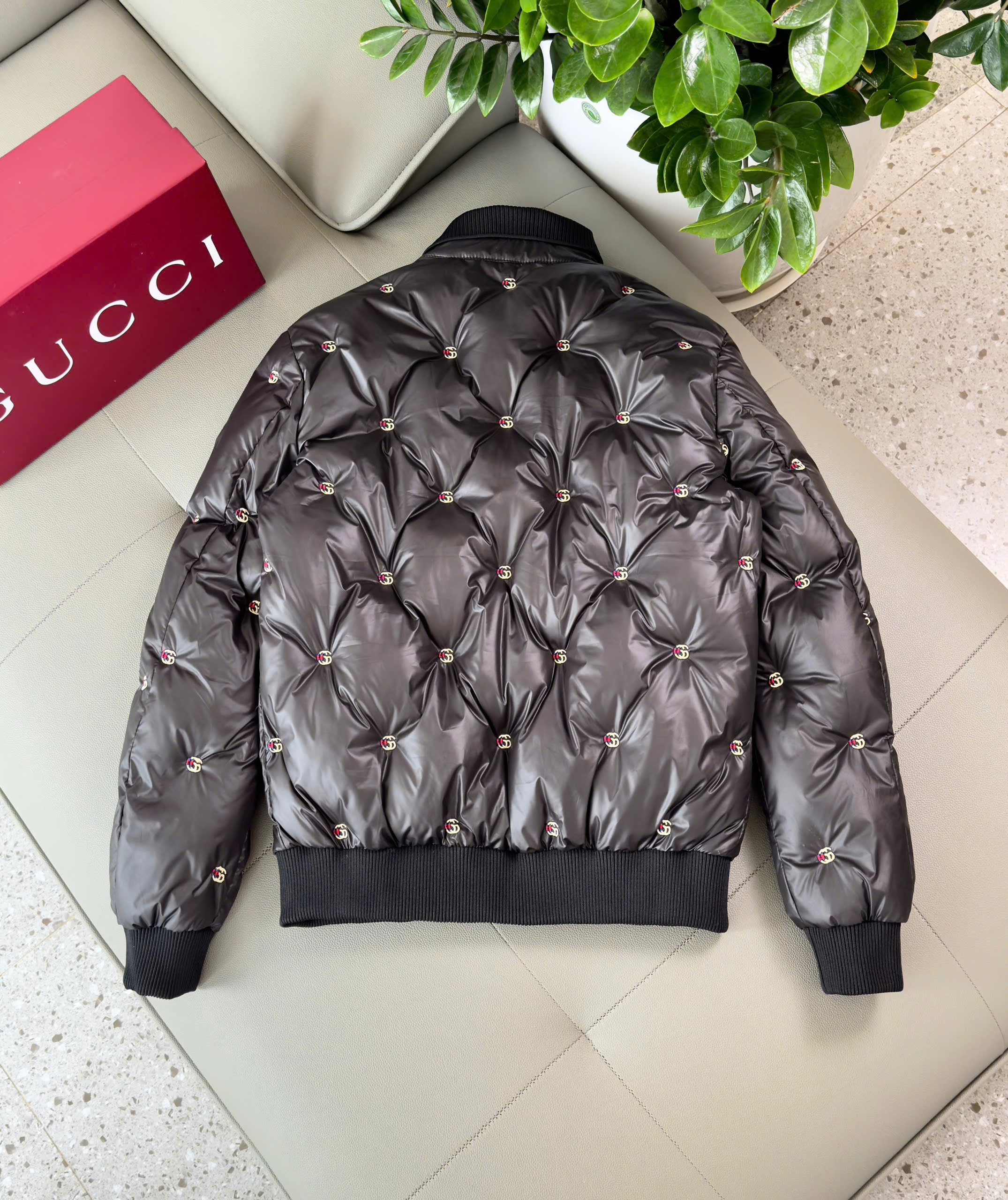 Áo phao Gucci GC cổ bẻ logo thêu Full Like Auth M-XXL DDT