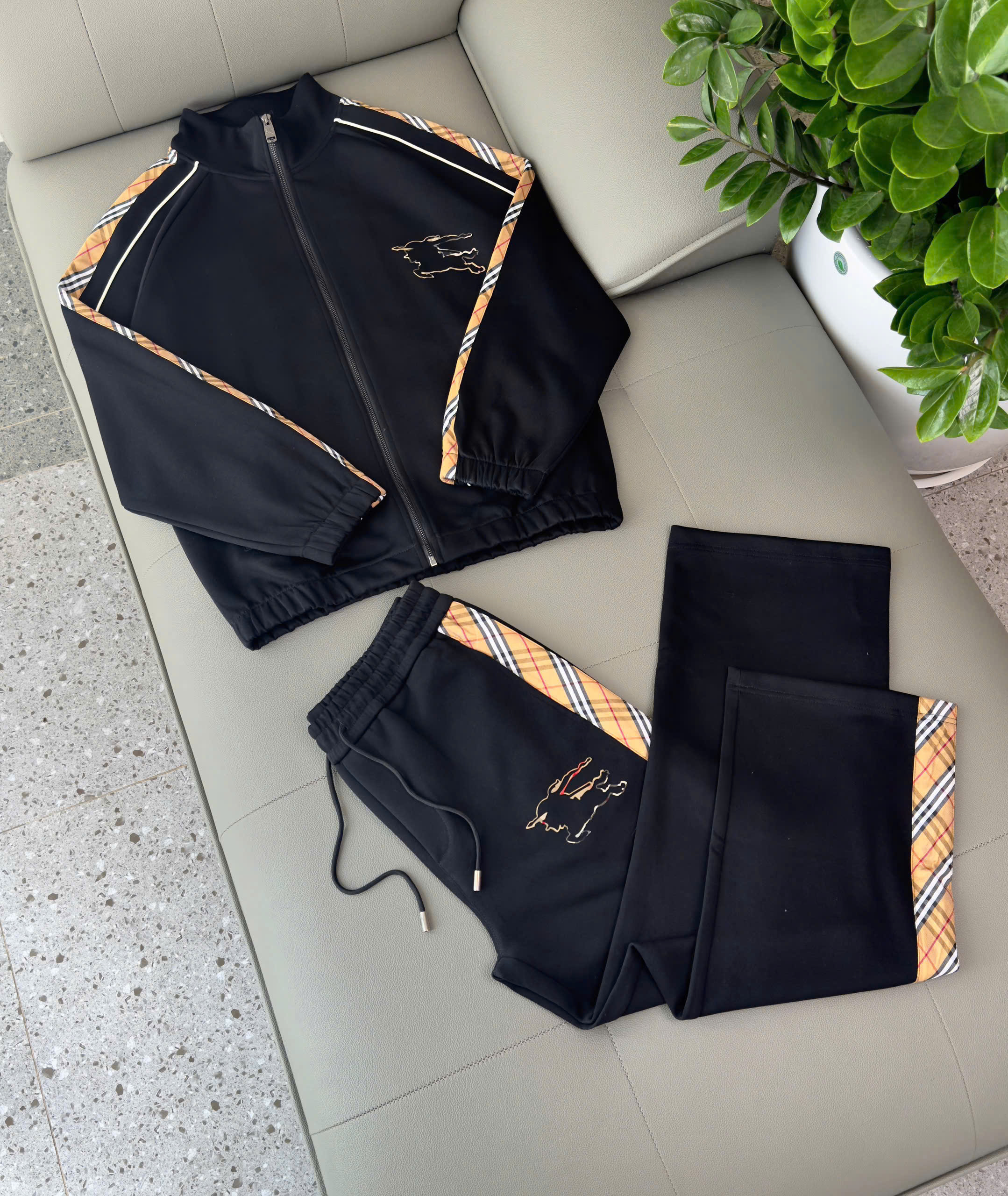 Set bộ nỉ full mẫu new 2026 Like Auth M-XXL DDT