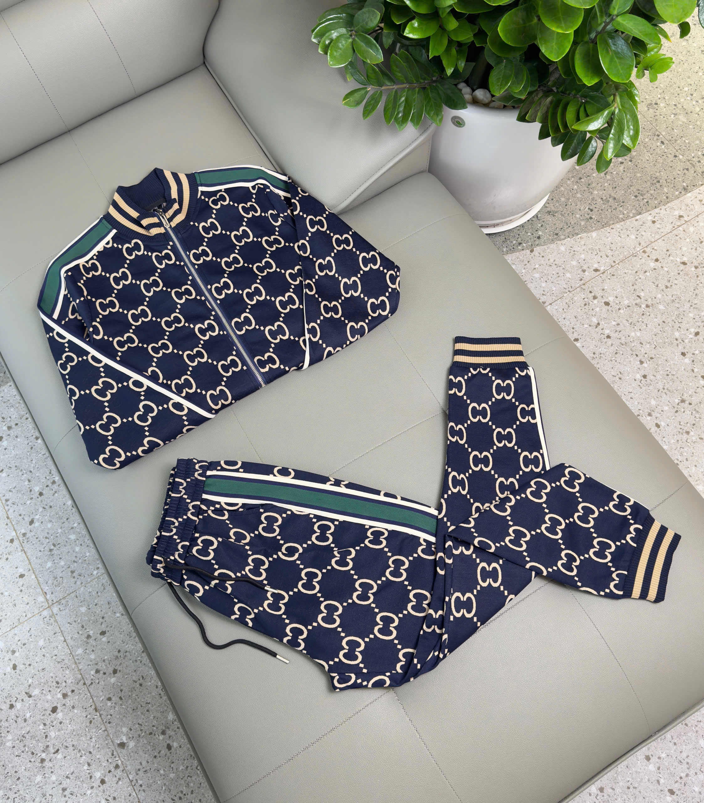 Set bộ nỉ Gucci GC Xanh Than monogram full Like Auth XL-5XL DDT