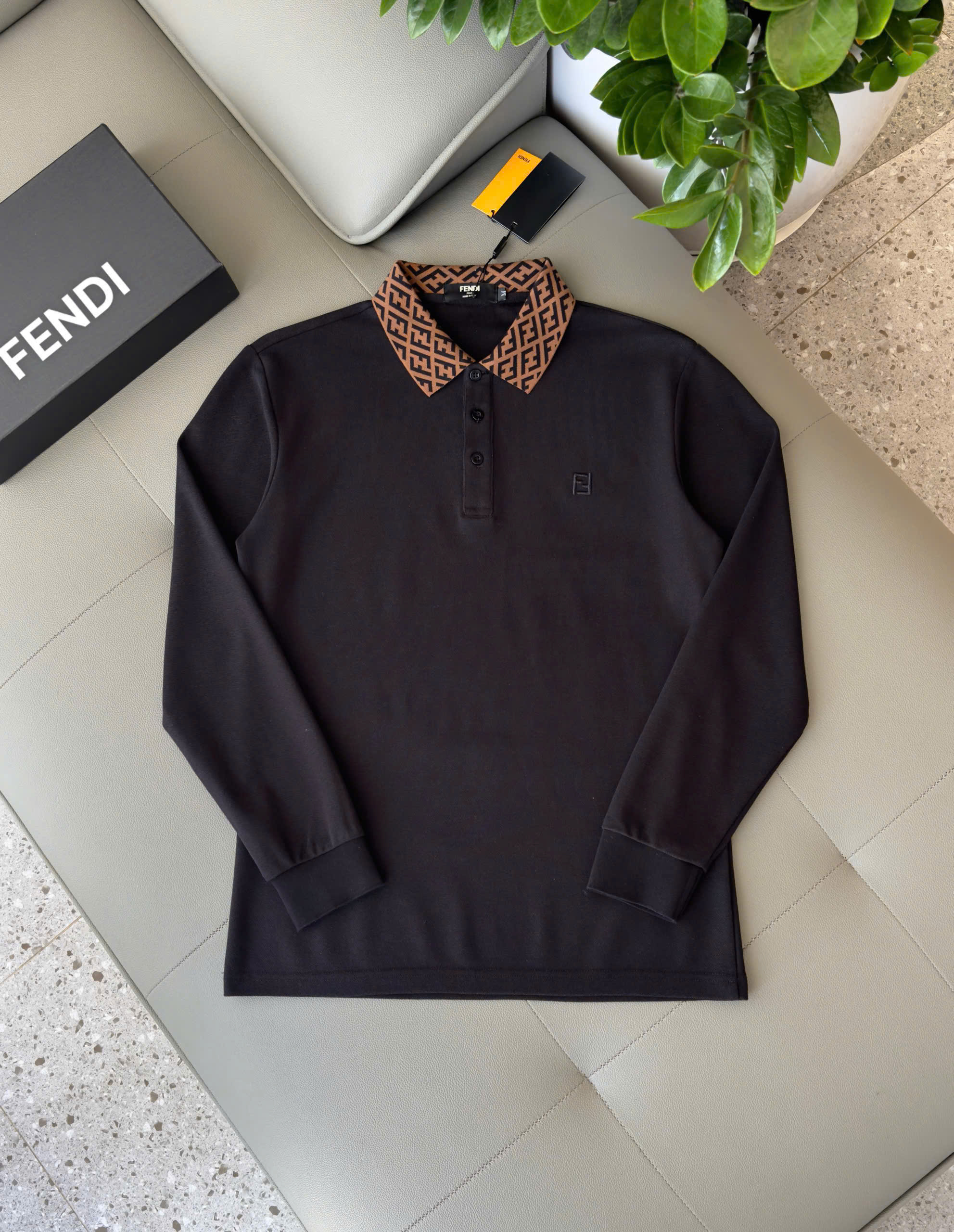 Áo polo dài tay Fendi logo check cổ Like Auth M-XXL DDT