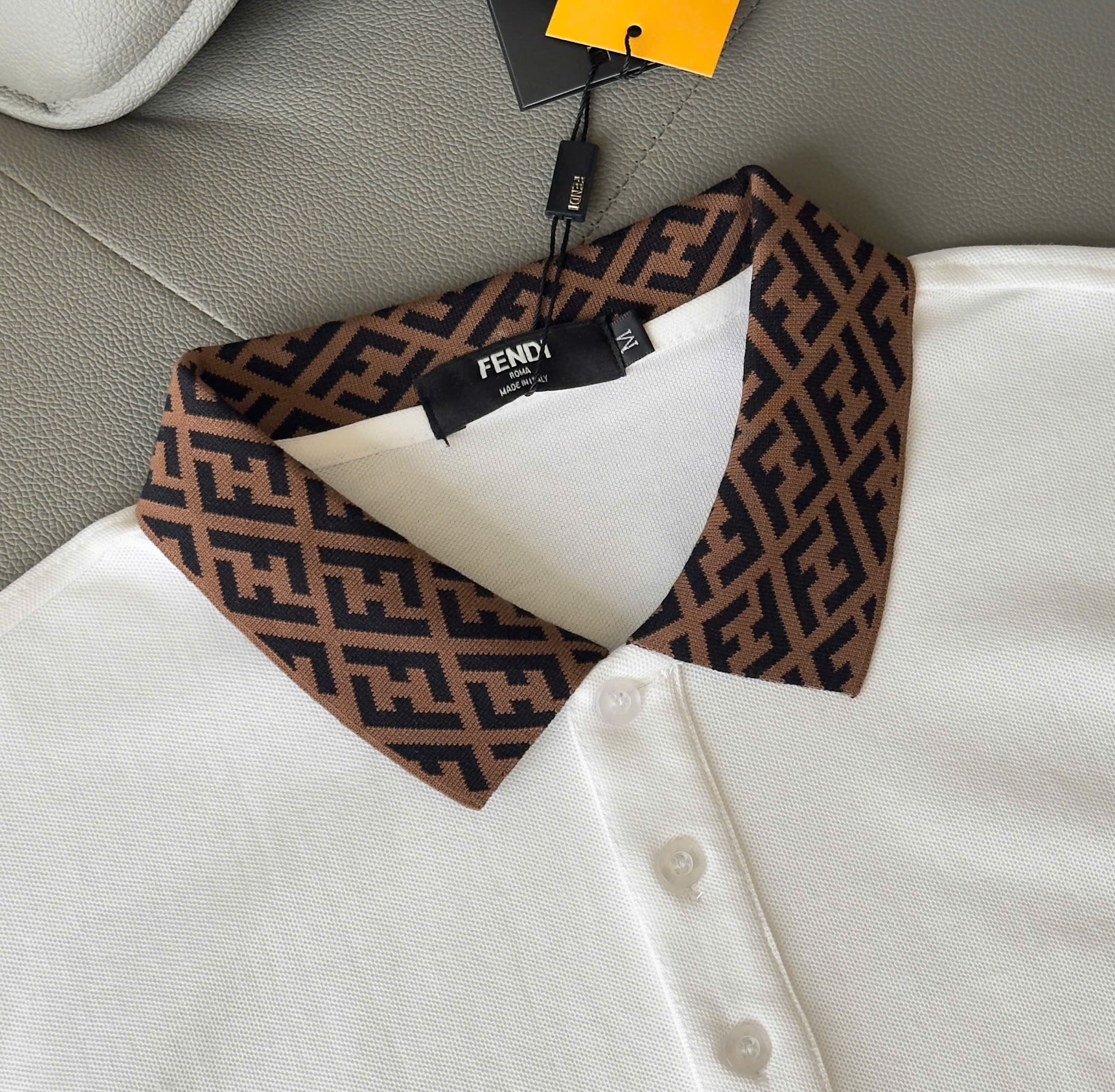 Áo polo dài tay Fendi logo check cổ Like Auth M-XXL DDT