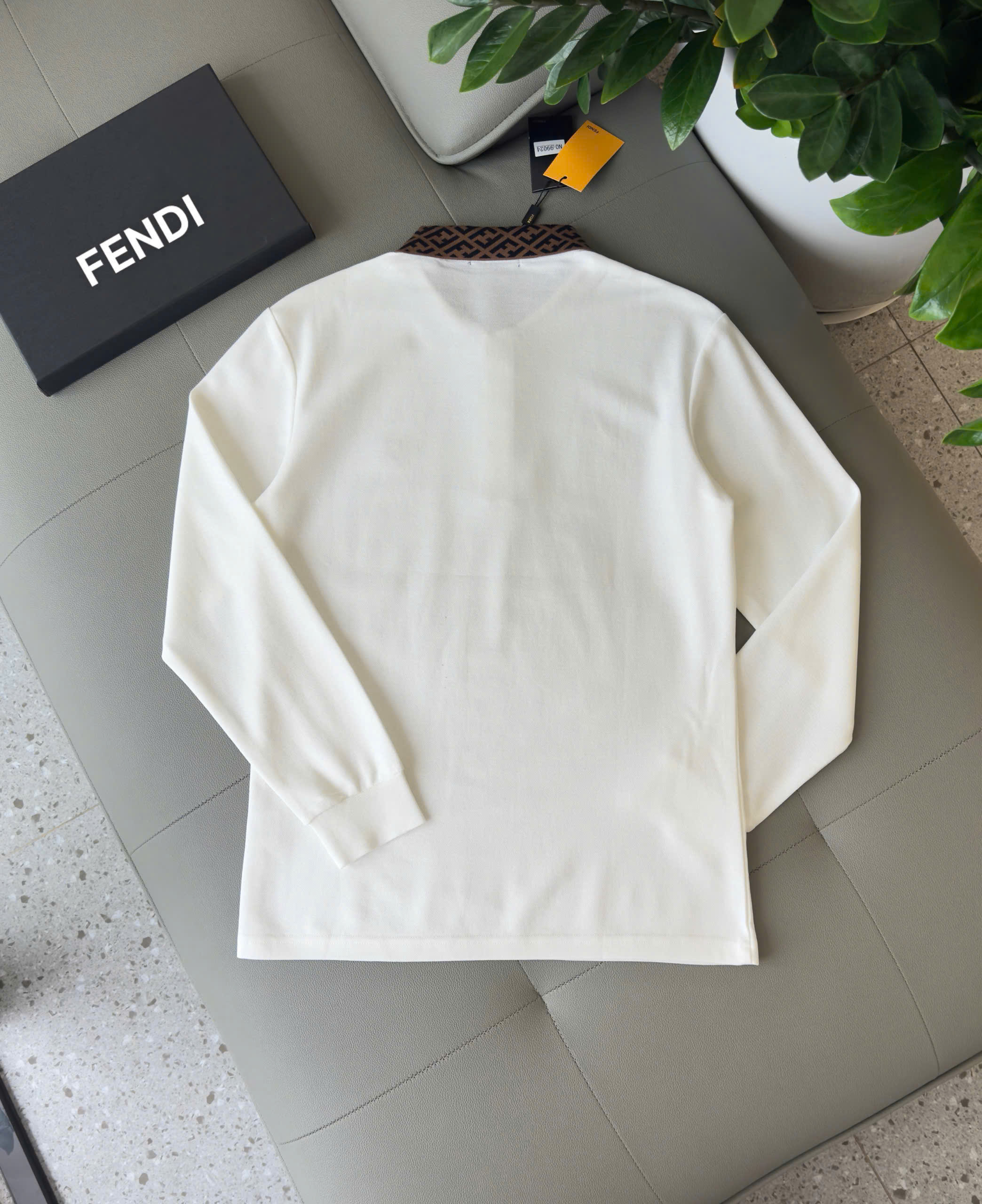 Áo polo dài tay Fendi logo check cổ Like Auth M-XXL DDT