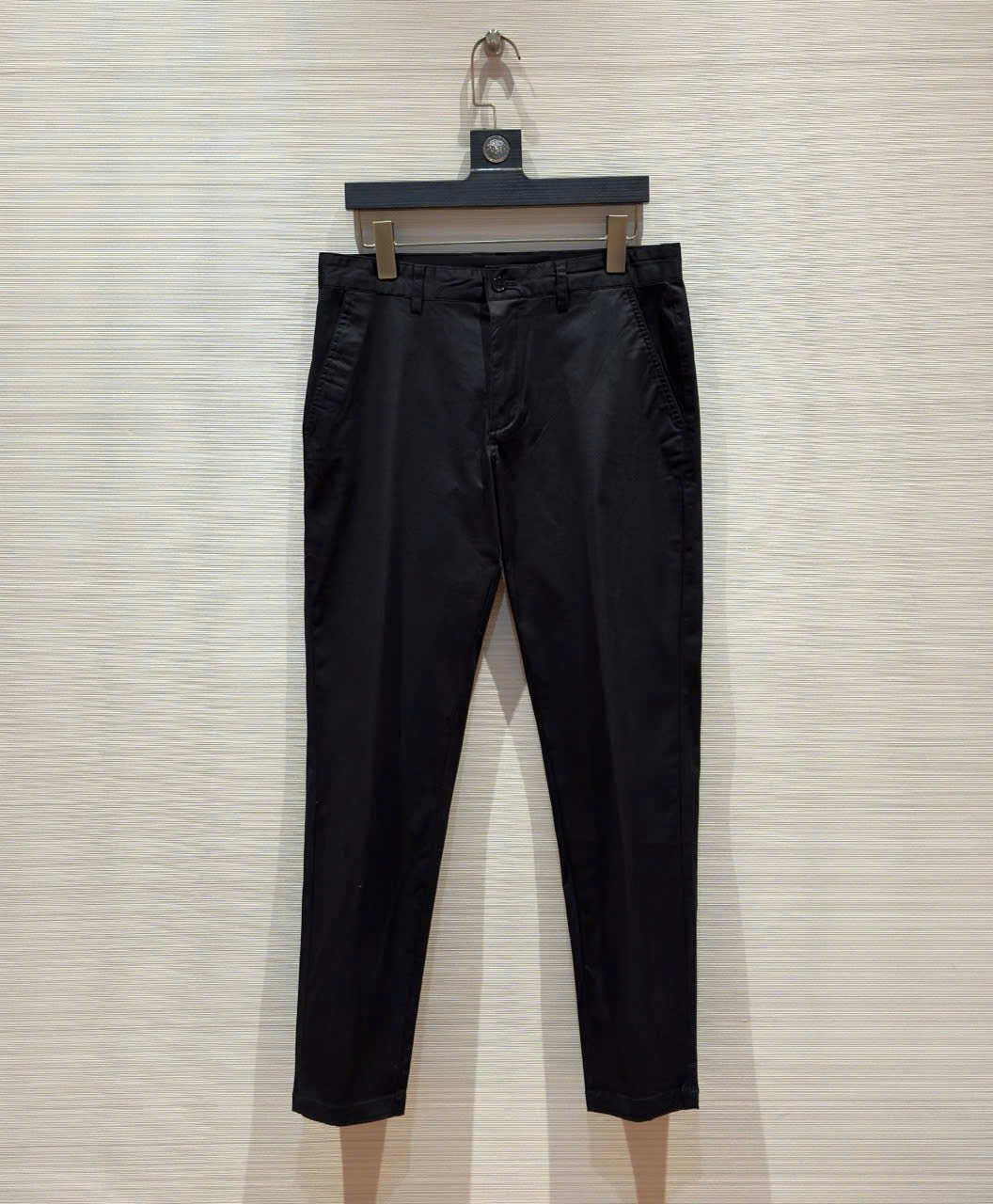 Quần Kaki Dolce Gabbana DG Đen tag vuông túi sau Like Auth 28-36 DDT