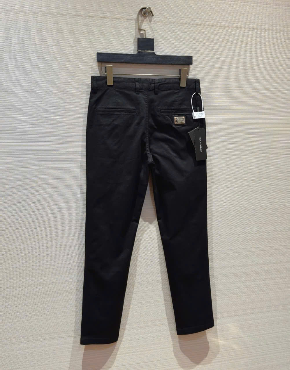 Quần Kaki Dolce Gabbana DG Đen tag vuông túi sau Like Auth 28-36 DDT