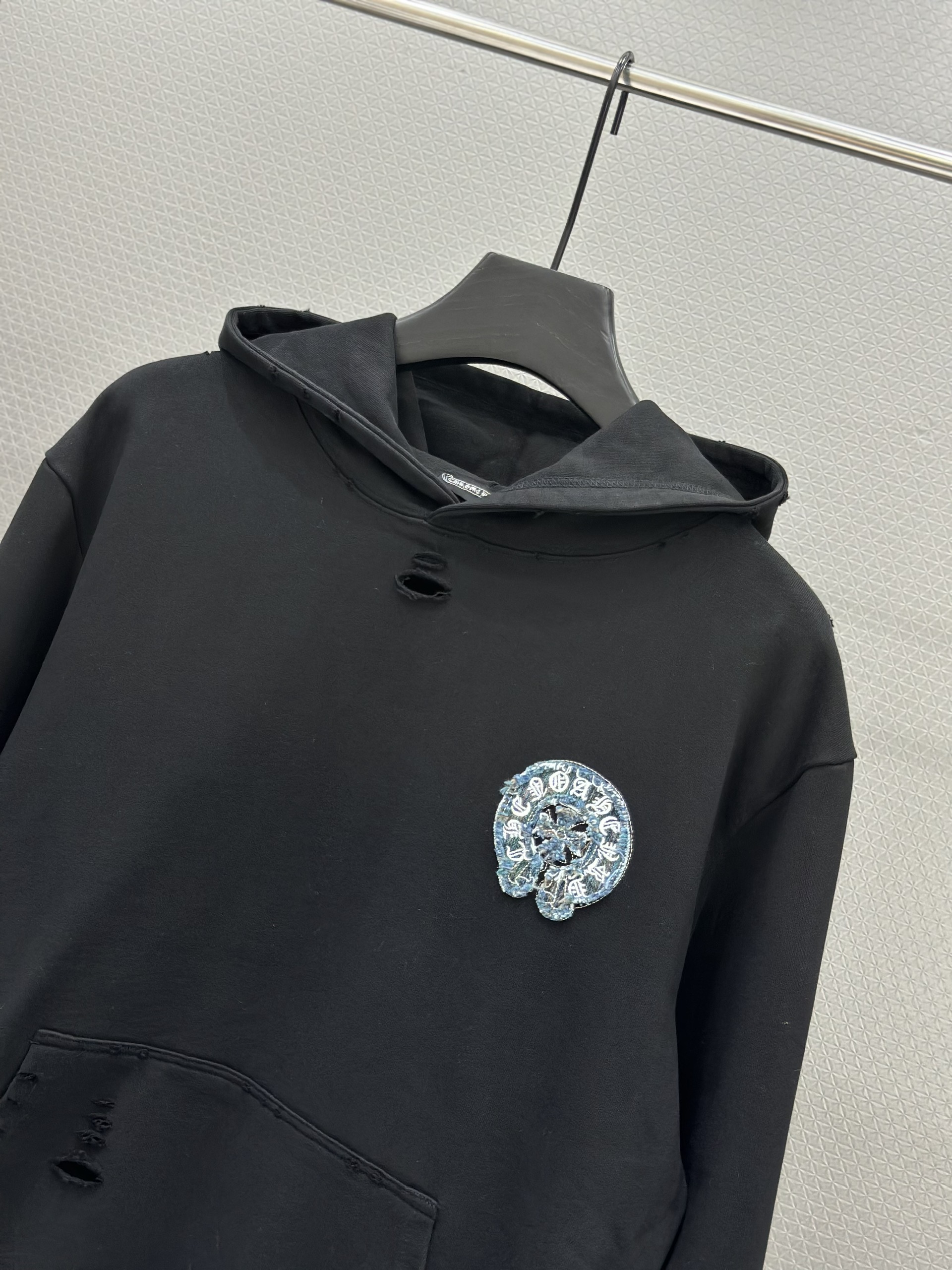 Hoodie nỉ Chrome Heart CH 1383 Đen logo vải bò Like Auth 46-52 VTN