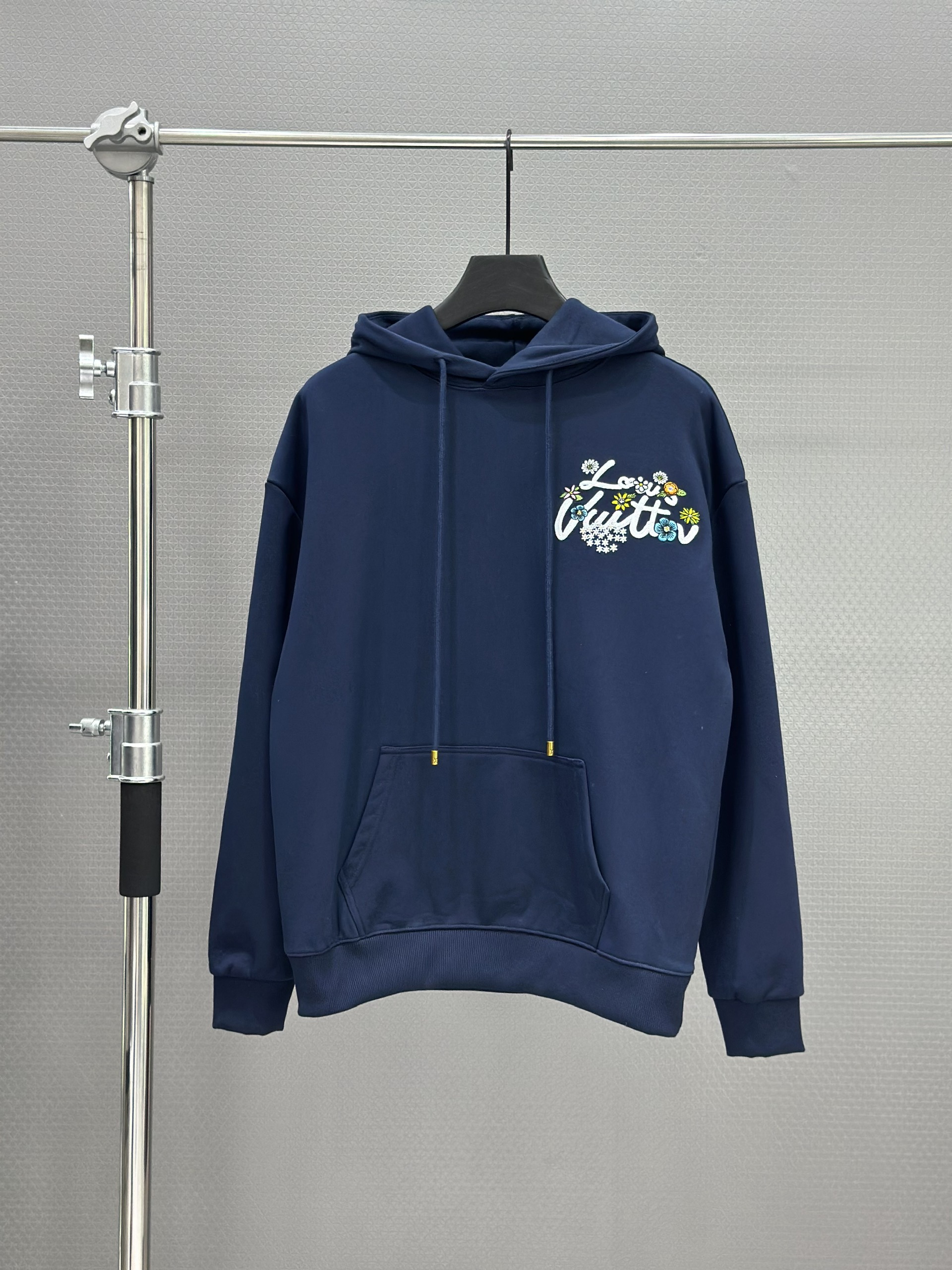 Áo Hoodie nỉ Louis Vuitton LV 1386 Xanh Than logo thêu hoa Like Auth XS-L VTN