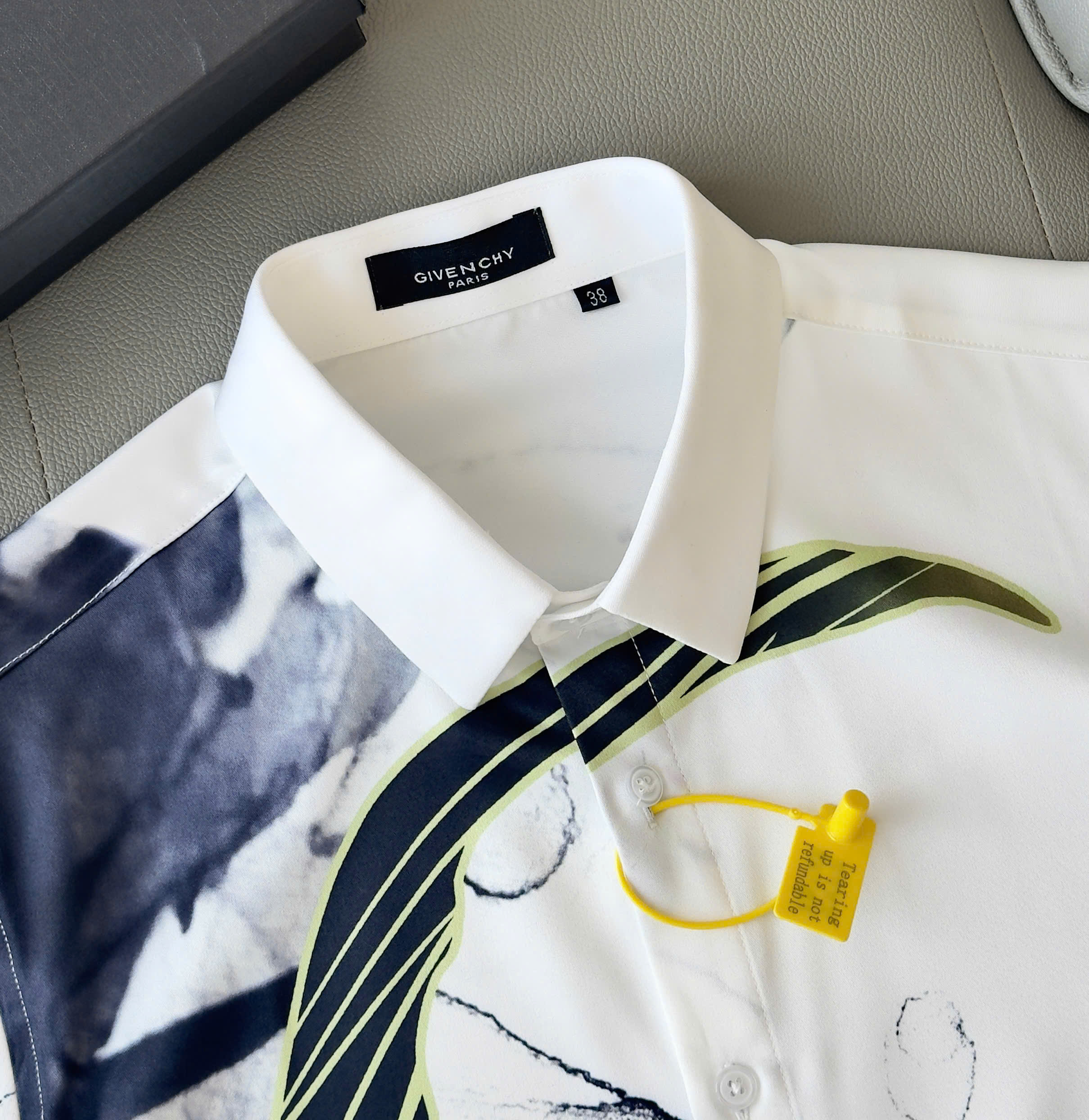 Áo sơ mi lụa Givenchy GVC Trắng họa tiết Xanh Than Like Auth 38-41 DDT