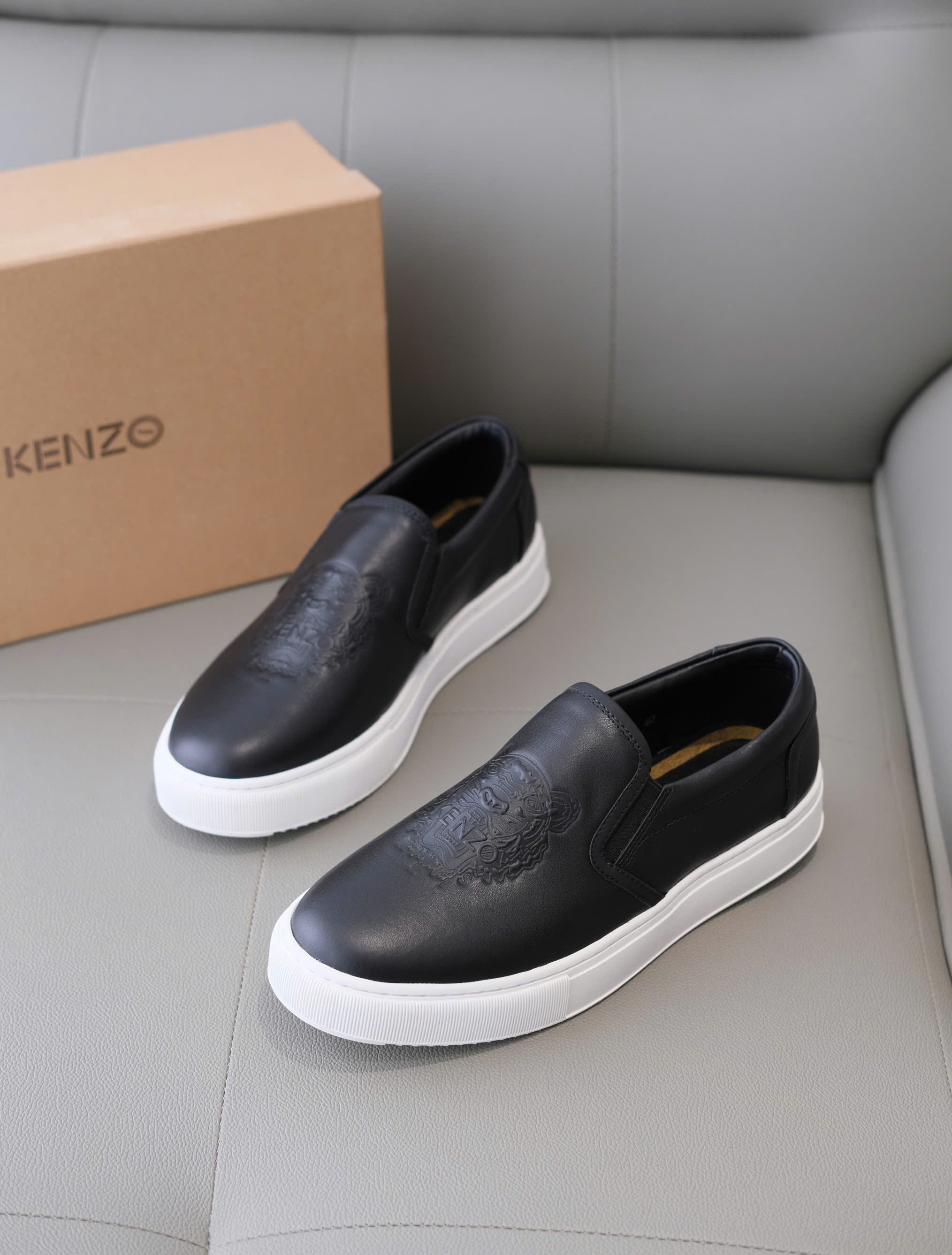 Giày slipon Kenzo KZ mặt hổ chìm new 2026 Like Auth 38-43 DDT