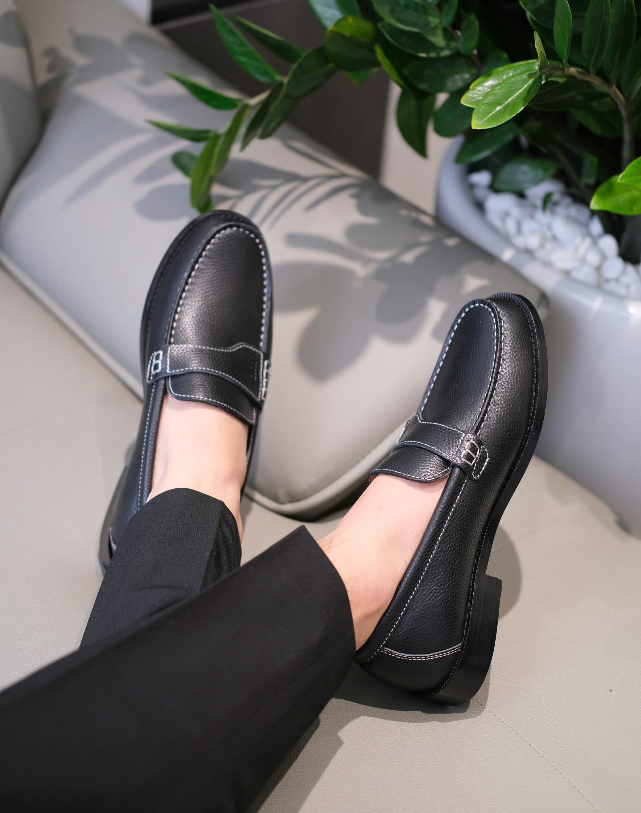 Giày loafer Dior CD Đen sần viền chỉ Trắng Like Auth 38-43 DDT
