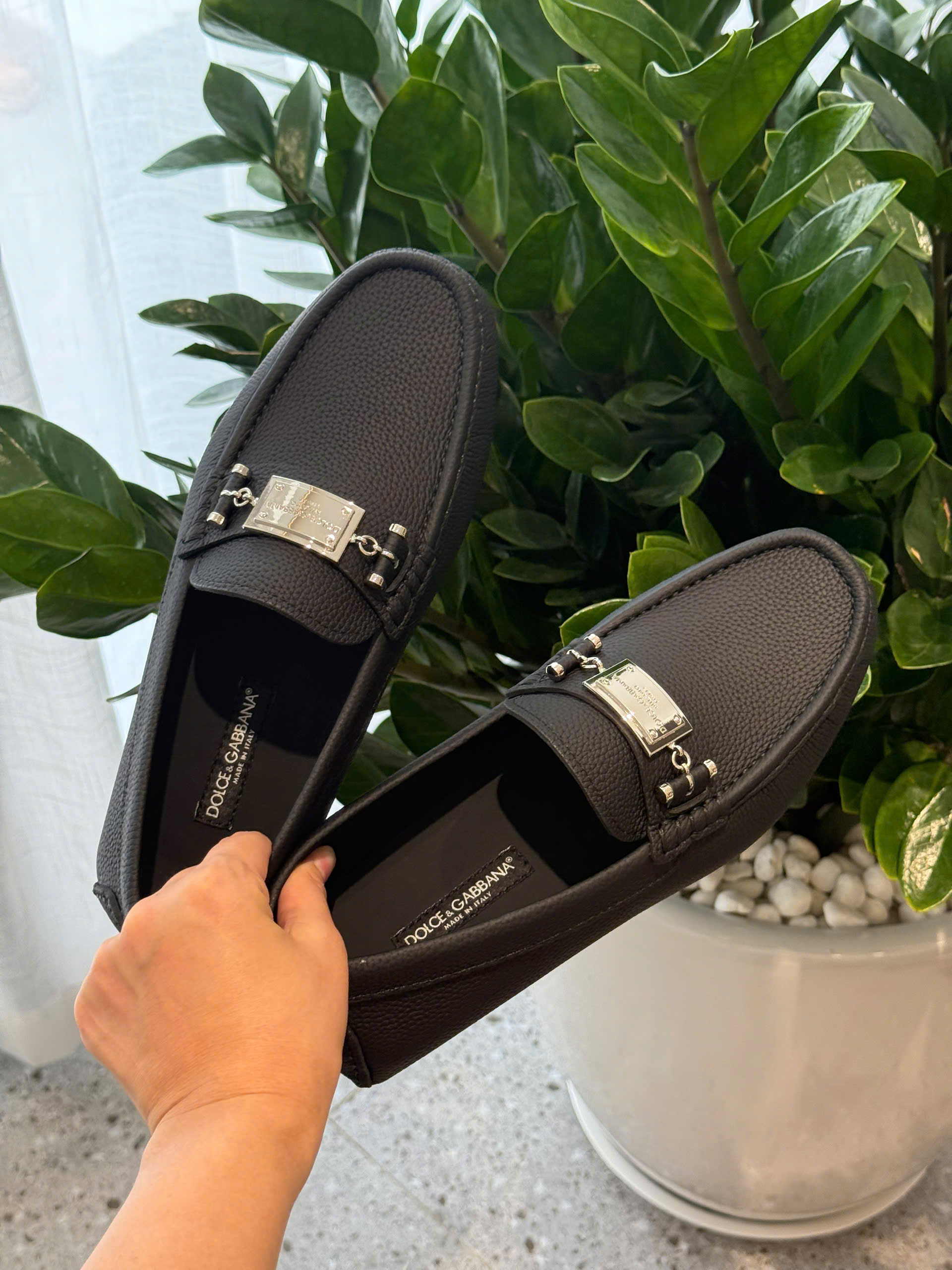 Giày moca Dolce Gabbana DG Đen sần logo tag vuông bạc Like Auth 38-43 DDT