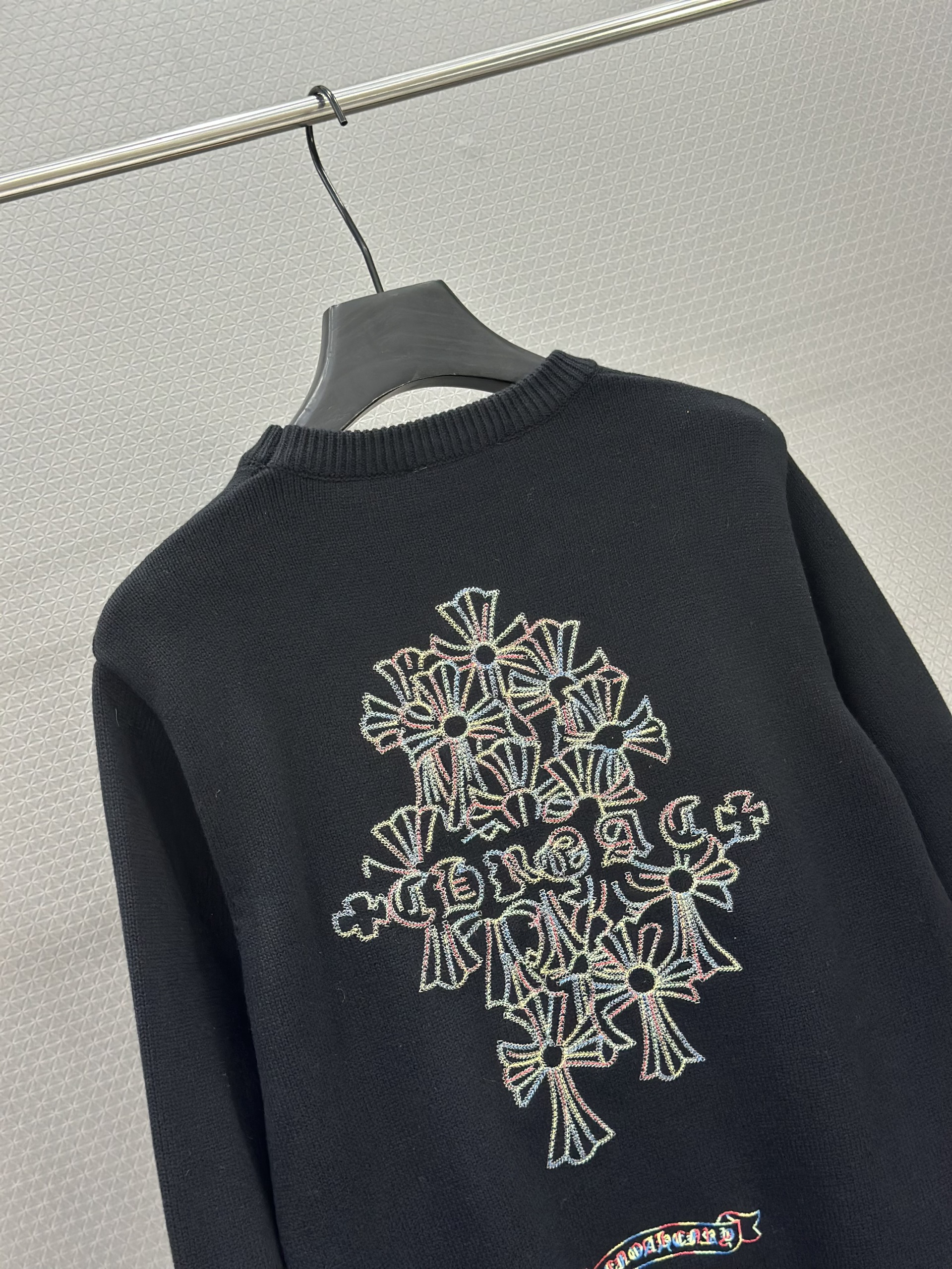 Áo sweater len Chrome Heart CH Đen logo nhiều hình chữ thập lưng ngực Like Auth XS-L VTN