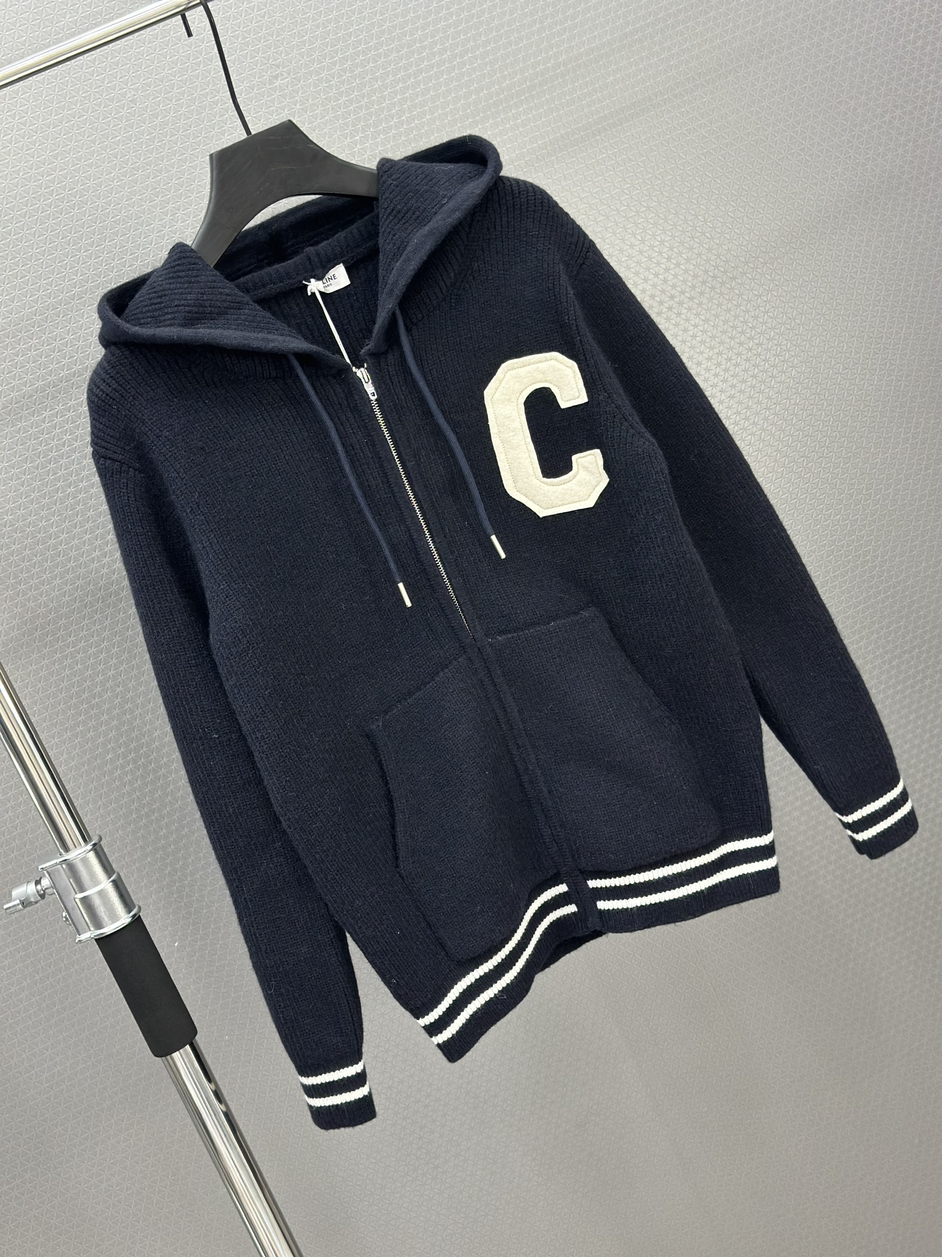Áo khoác len hoodie Celine Xanh Than logo chữ C to túi bụng Like Auth XS-L VTN