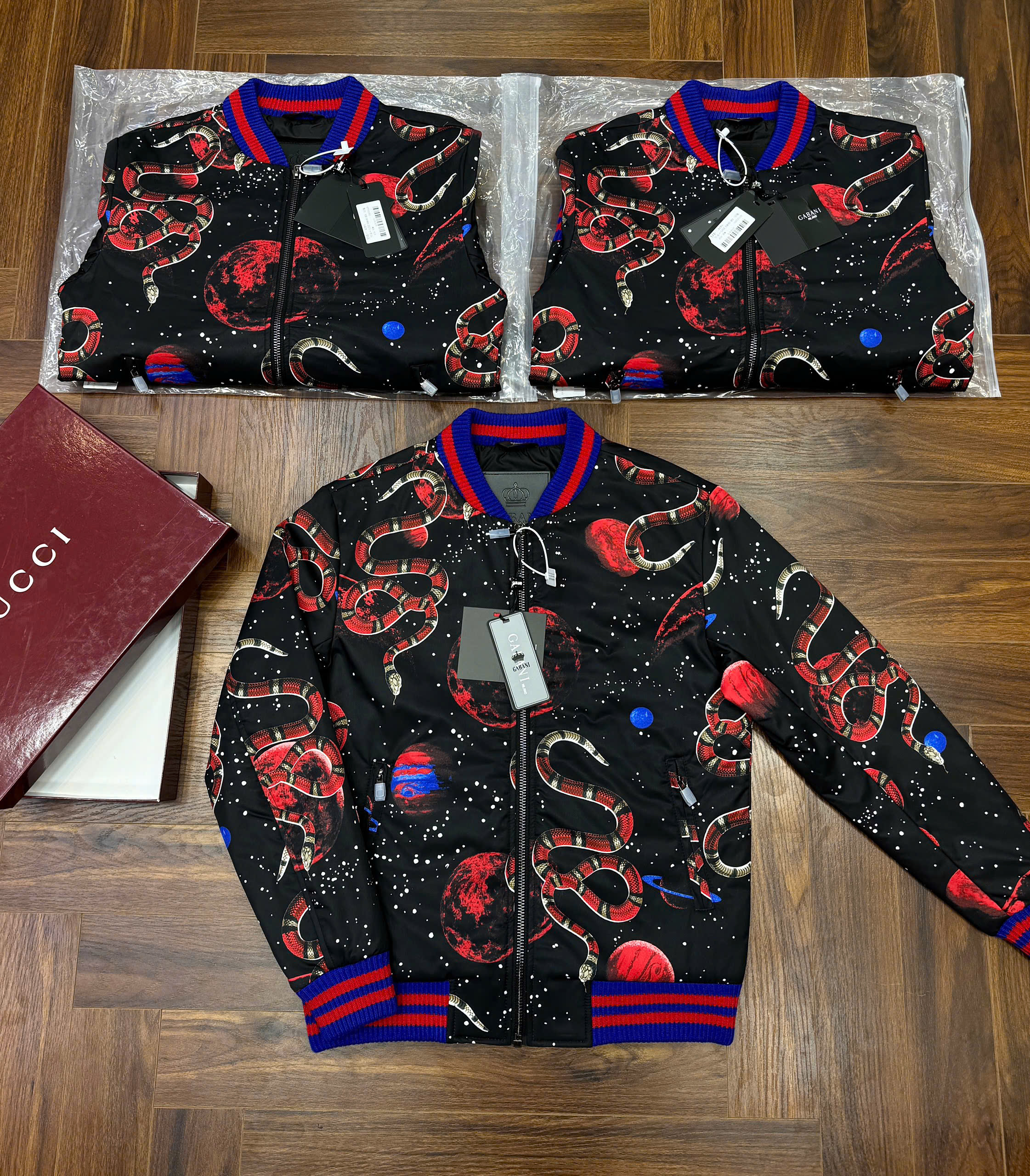 Áo khoác bomber gió Gucci GC Rắn snake check kẻ cổ Xanh Đỏ Like Auth 44-50 MK
