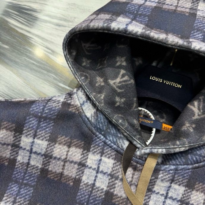Áo khoác hoodie Louis Vuitton LV 015 Xanh Than kẻ sọc thân dưới full monogram Like Auth S-L VTN