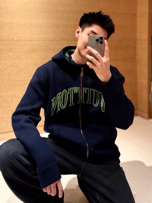 Áo khoác hoodie len Louis Vuitton LV 1273 Xanh Than 2 mặt monogram logo Xanh Lá Like Auth S-L VTN