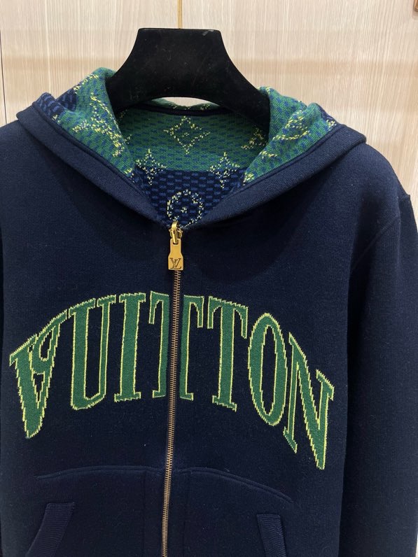 Áo khoác hoodie len Louis Vuitton LV 1273 Xanh Than 2 mặt monogram logo Xanh Lá Like Auth S-L VTN