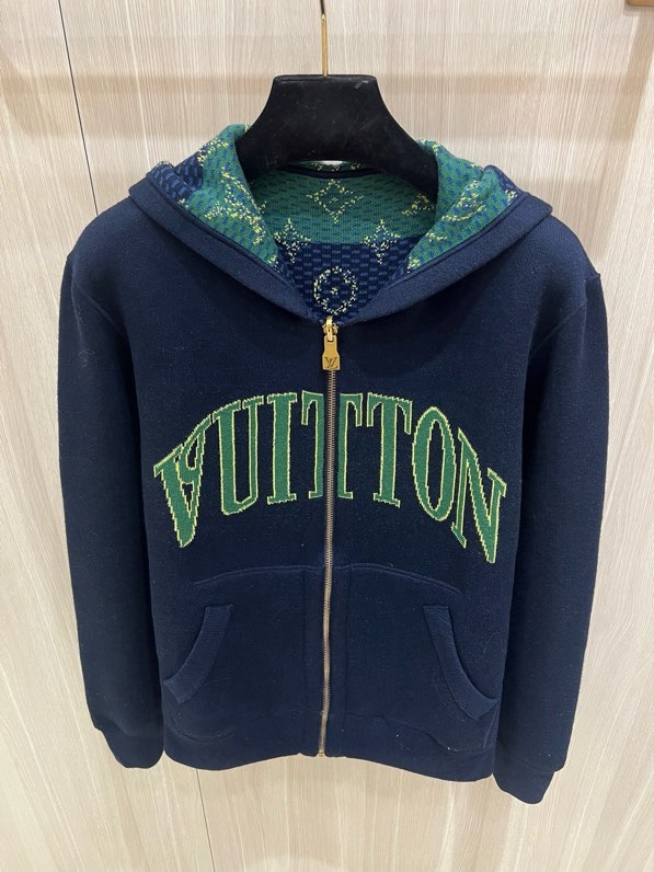 Áo khoác hoodie len Louis Vuitton LV 1273 Xanh Than 2 mặt monogram logo Xanh Lá Like Auth S-L VTN