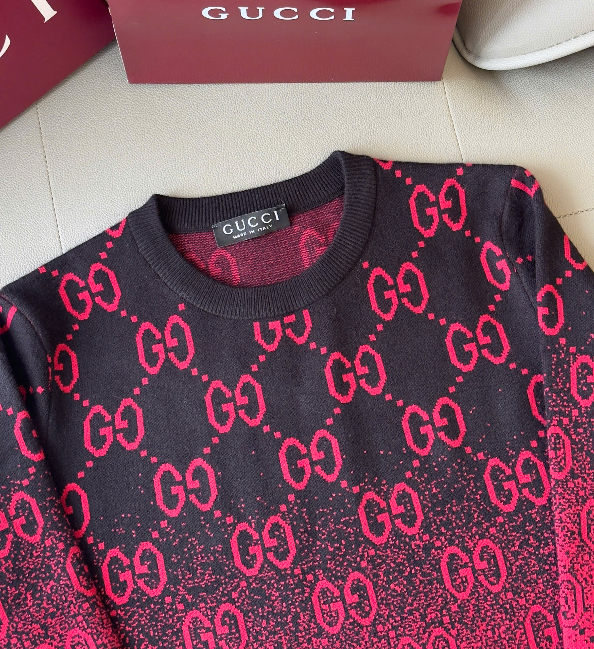 Áo sweater len Gucci GC loang Đỏ Đen monogram full Like Auth M-XXL DDT