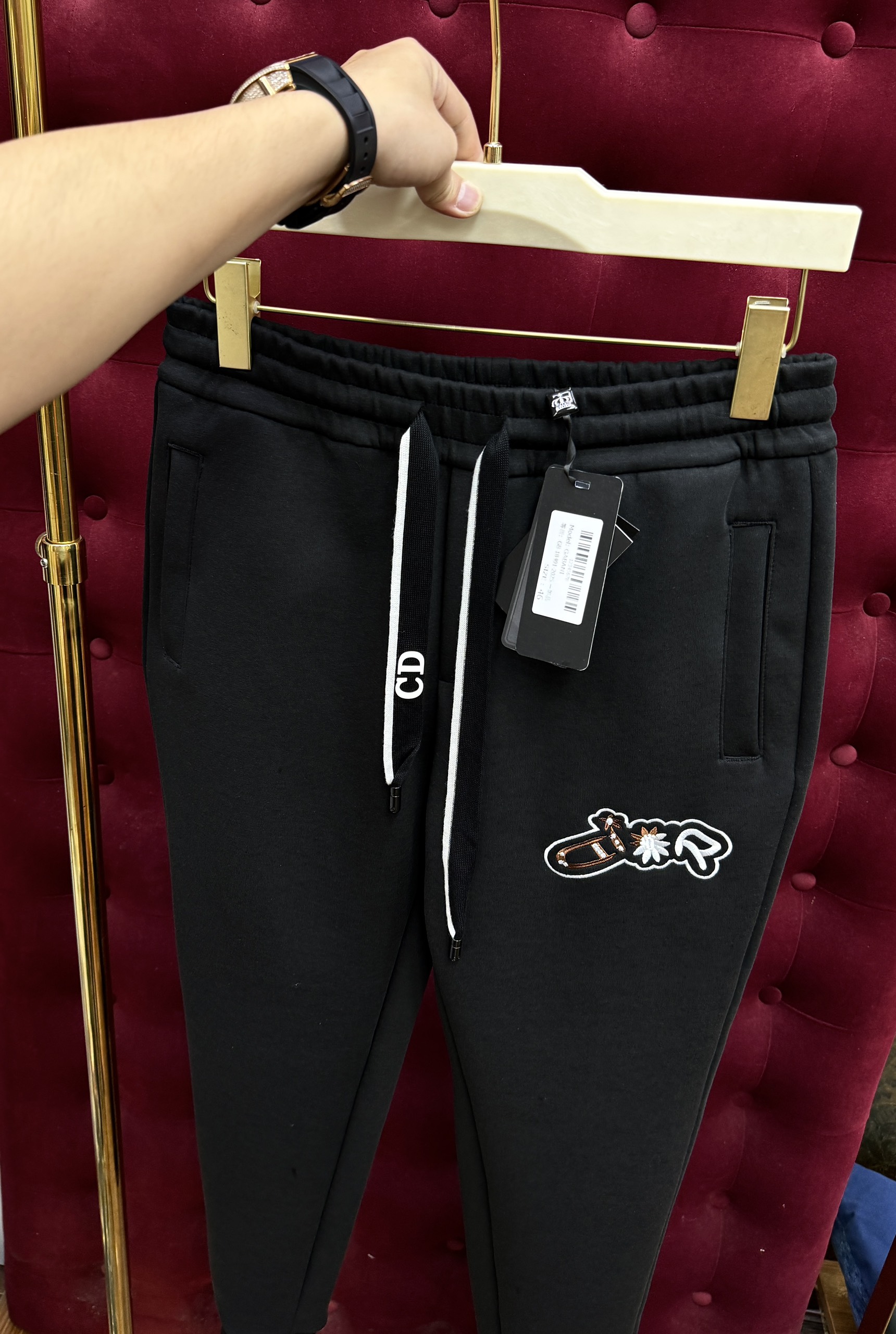 Quần Jogger Dior CD basic logo hoa thêu đùi Like Auth 44-50 CD