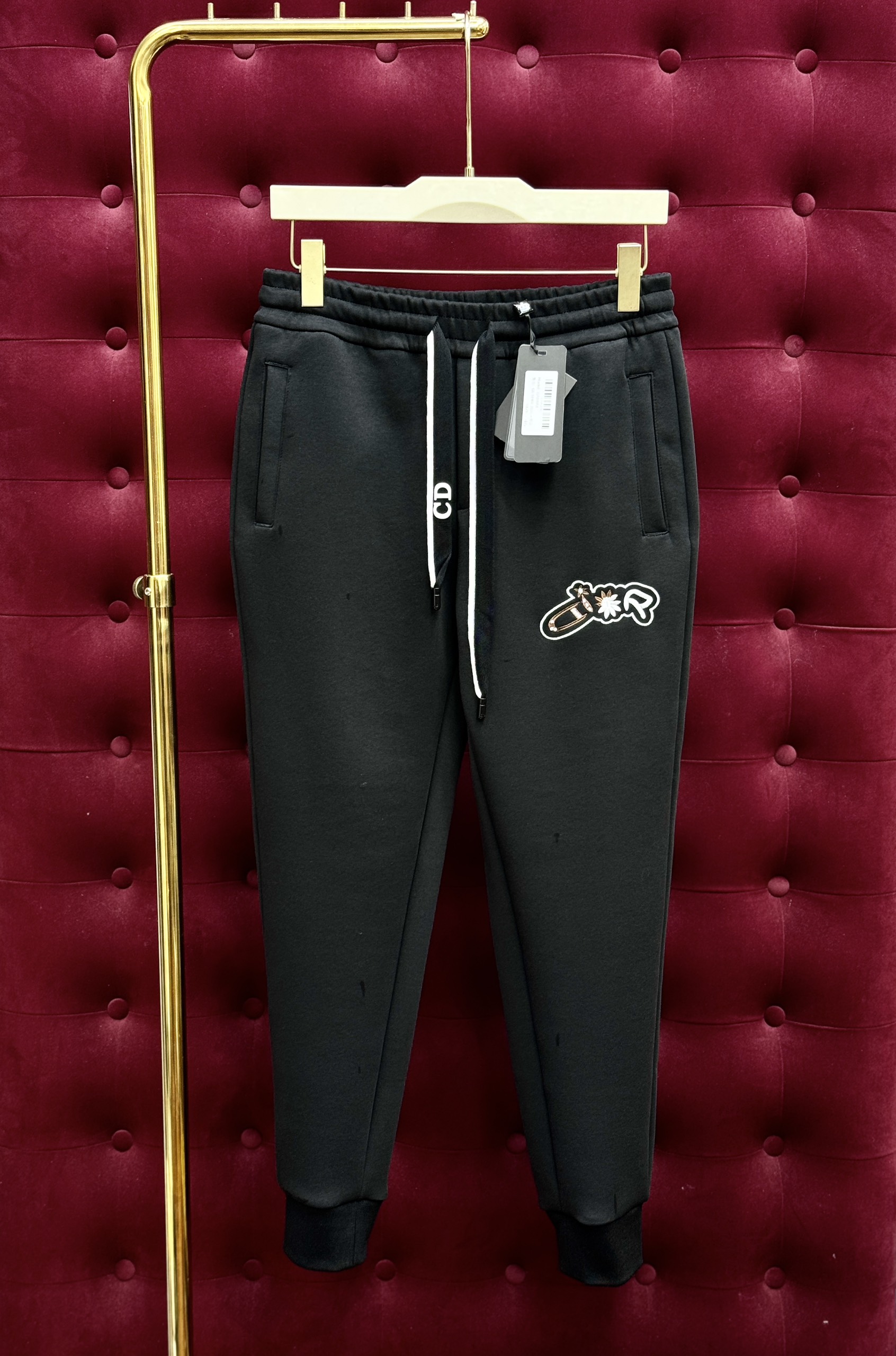 Quần Jogger Dior CD basic logo hoa thêu đùi Like Auth 44-50 CD