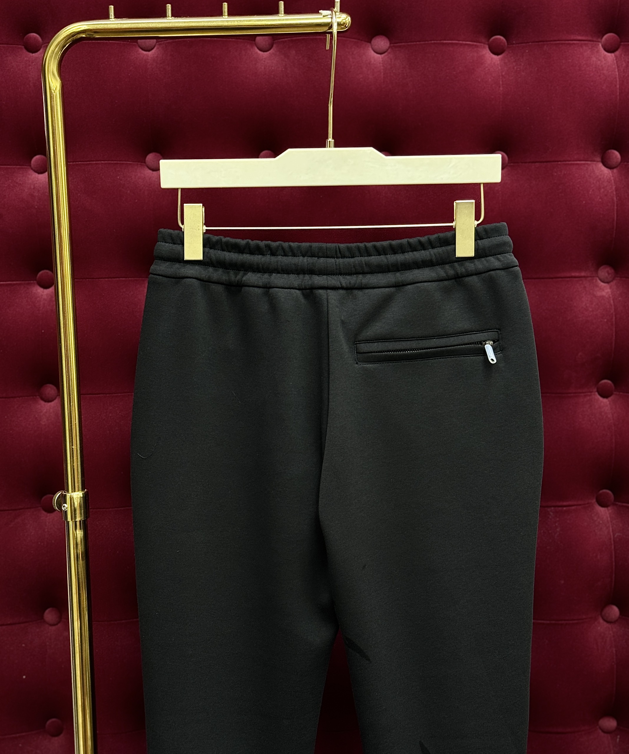 Quần Jogger Dior CD basic logo hoa thêu đùi Like Auth 44-50 CD