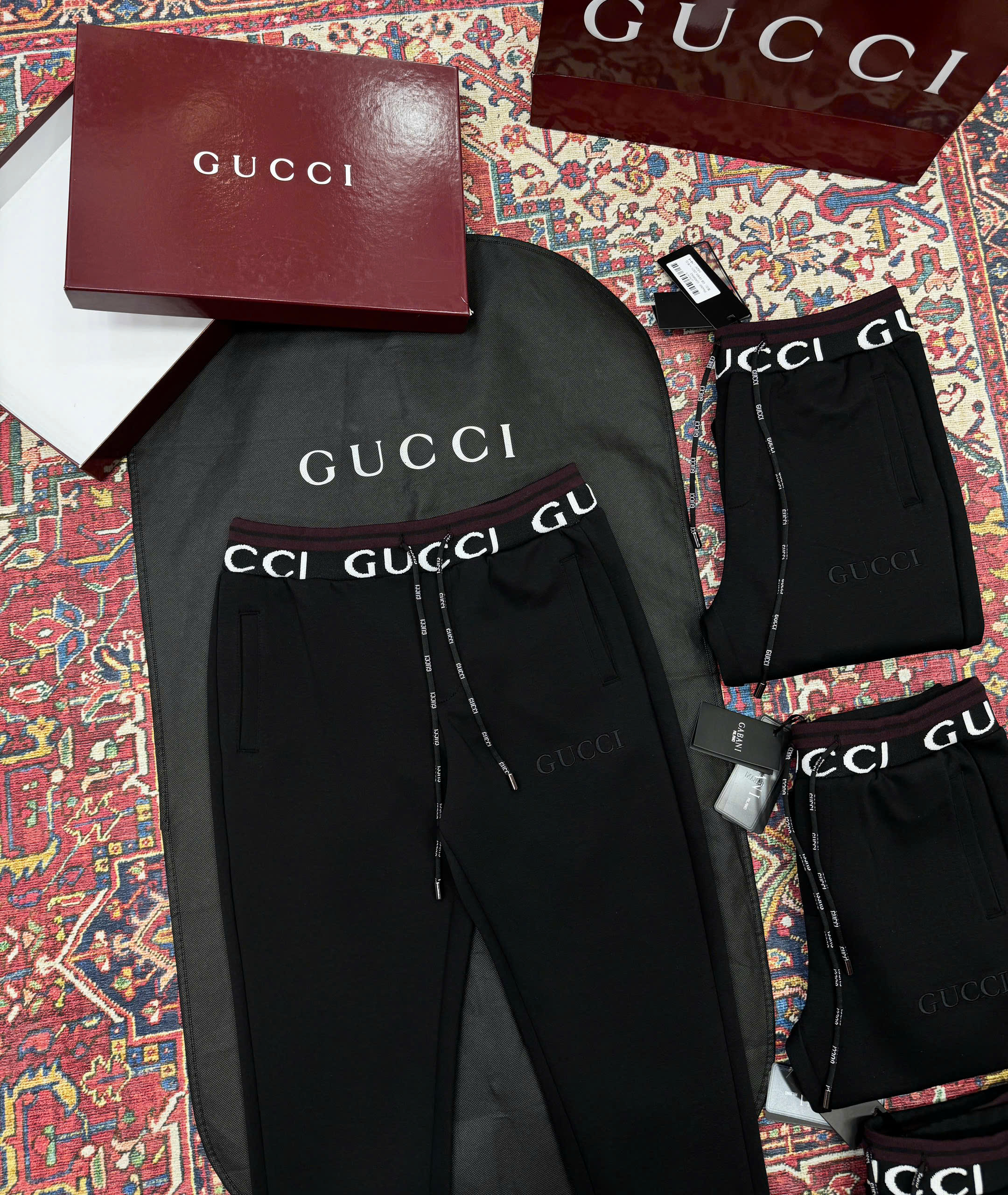 Quần Jogger Gucci GC Đen check cạp logo thêu đùi Like Auth 44-50 CD