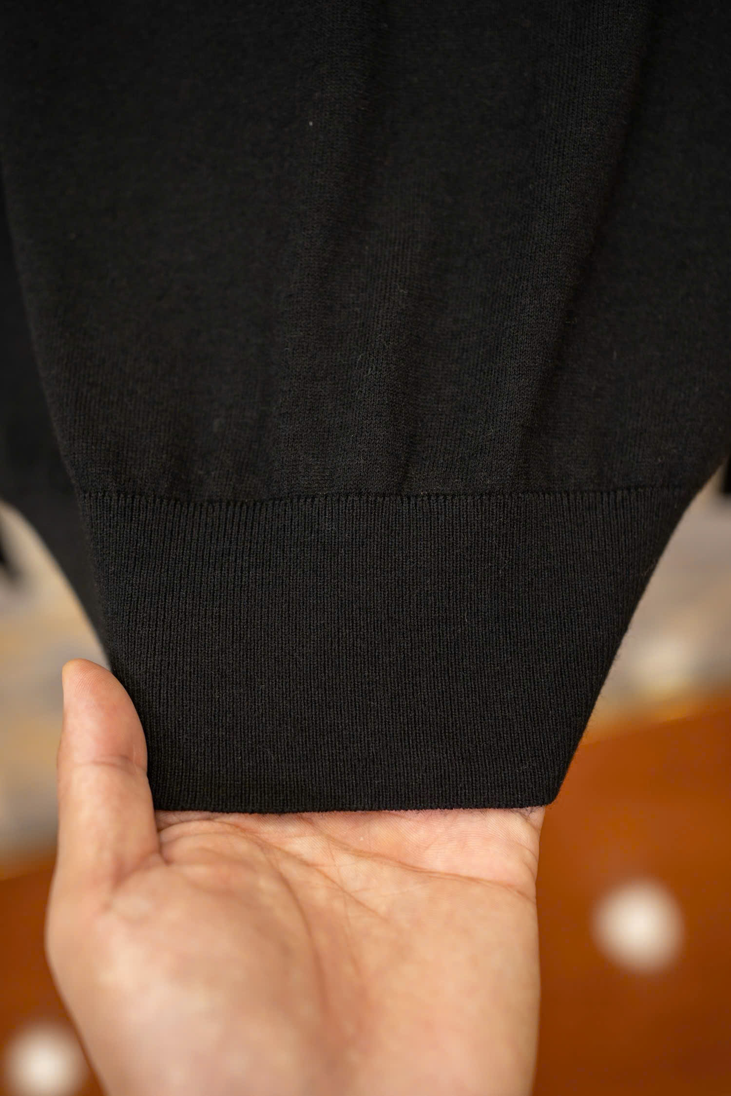 Áo polo len mongtoghi dài tay Dolce Gabbana Đen logo DG thêu ngực Like Auth 44-50 DDT