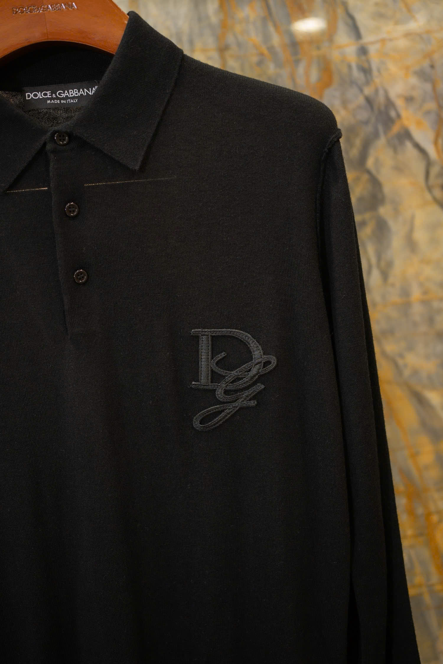 Áo polo len mongtoghi dài tay Dolce Gabbana Đen logo DG thêu ngực Like Auth 44-50 DDT