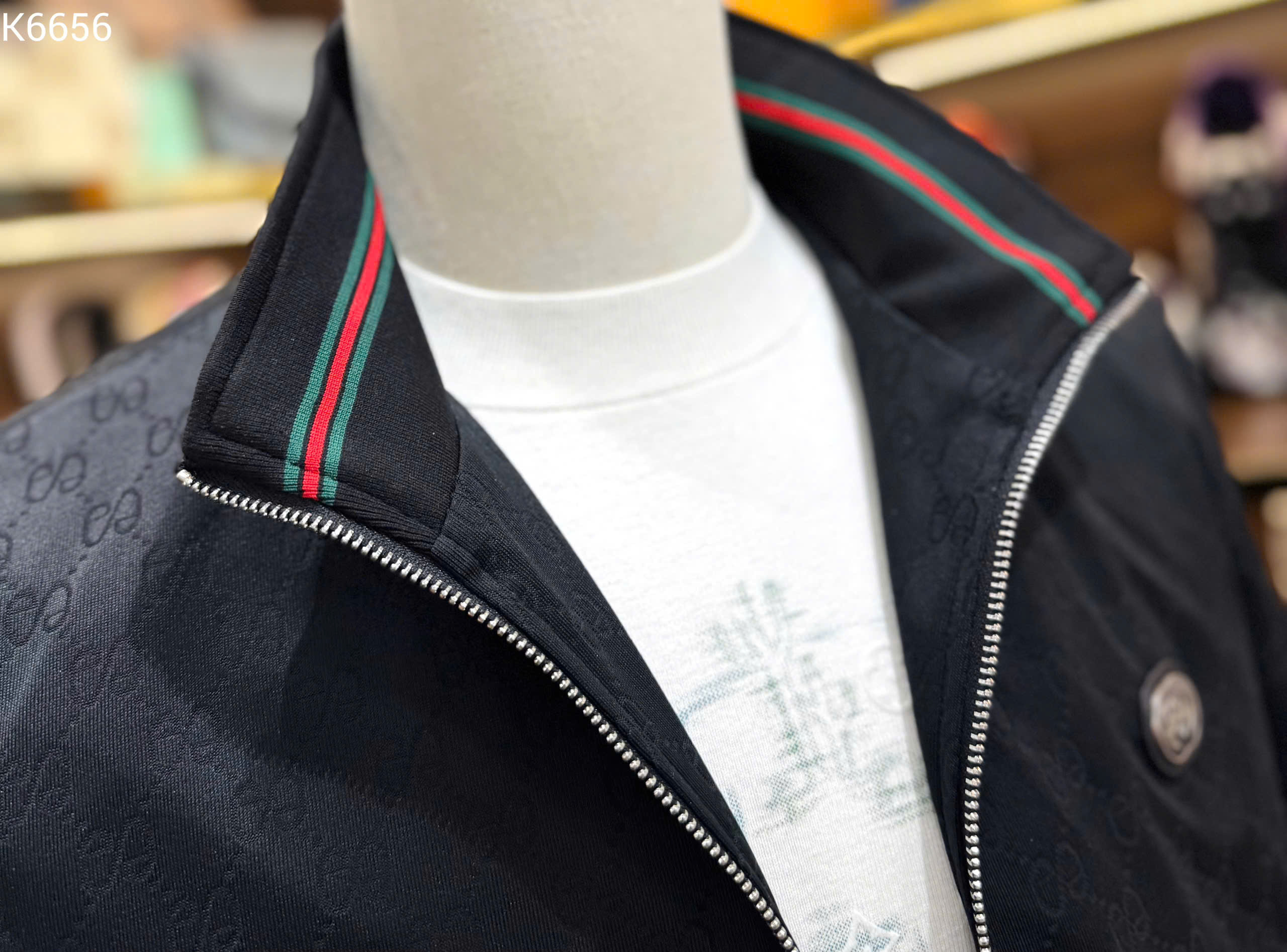 Áo khoác Gucci GC monogram full logo tag ngực Like Auth 48-52 MK