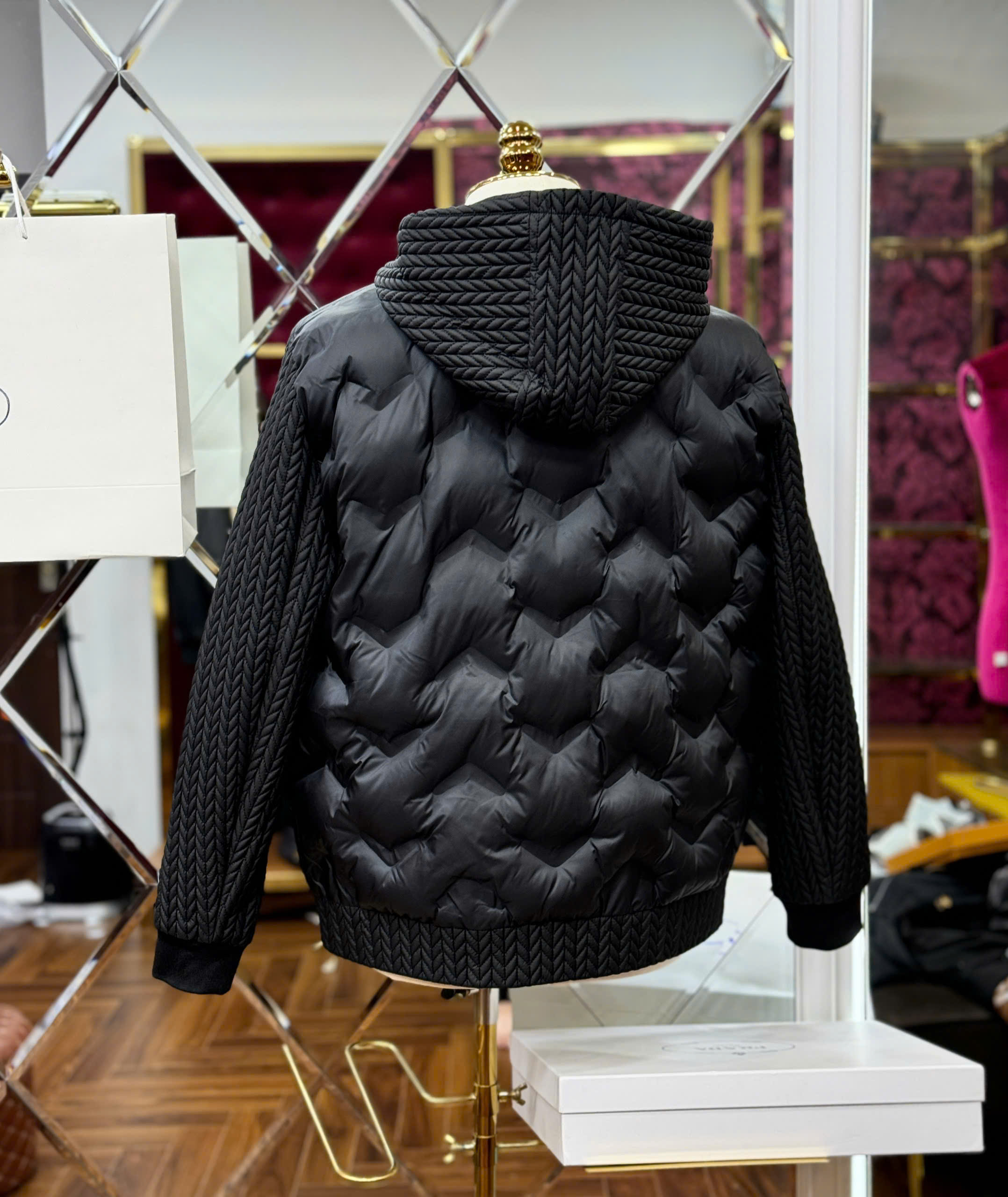 Áo khoác phao Prada phối tay mũ len đan logo tam giác tag ngực Like Auth M-XL MK