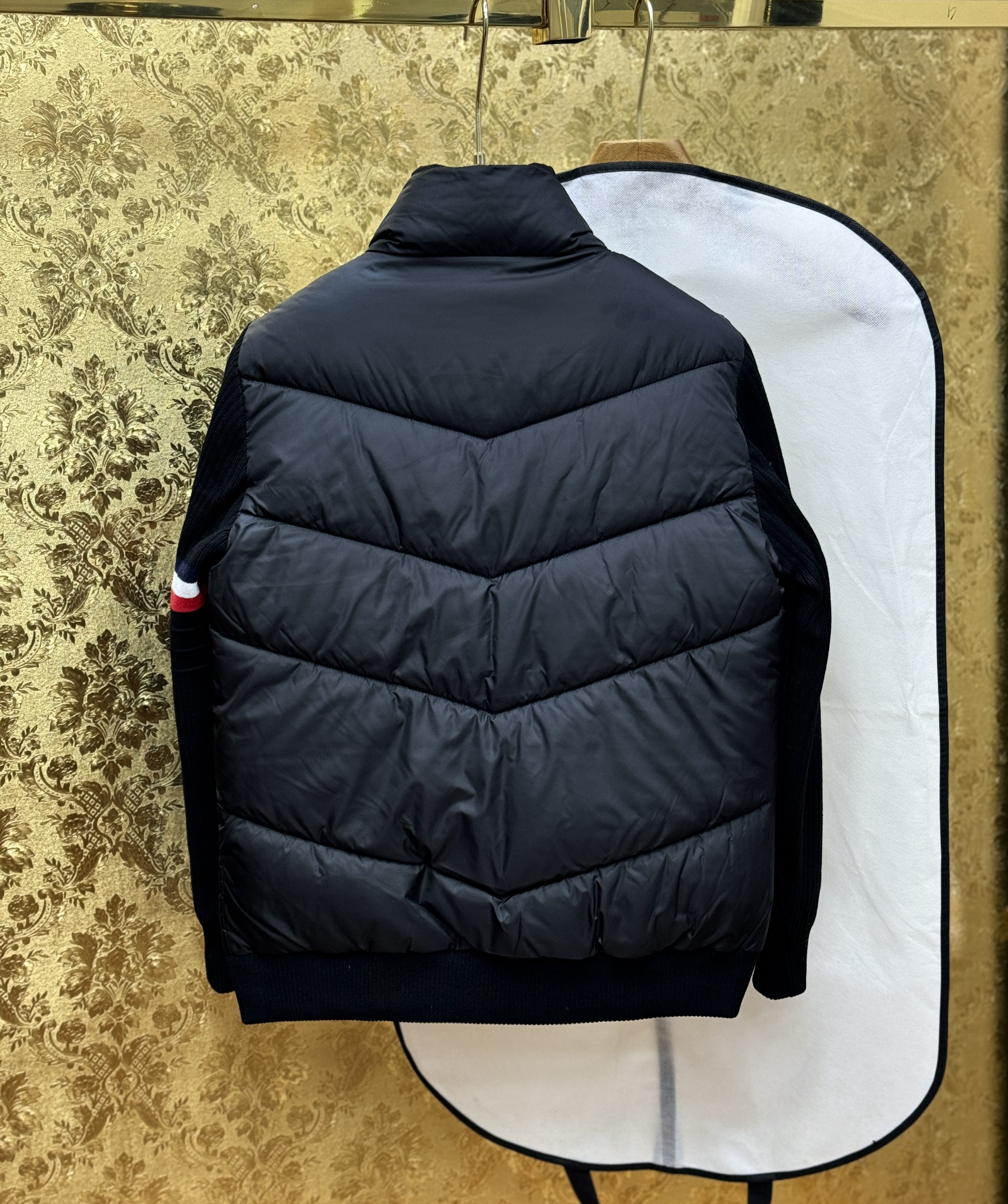 Áo khoác phao Thombrowne Đen check kẻ sọc tay tag vuông ngực Like Auth M-XXL CD