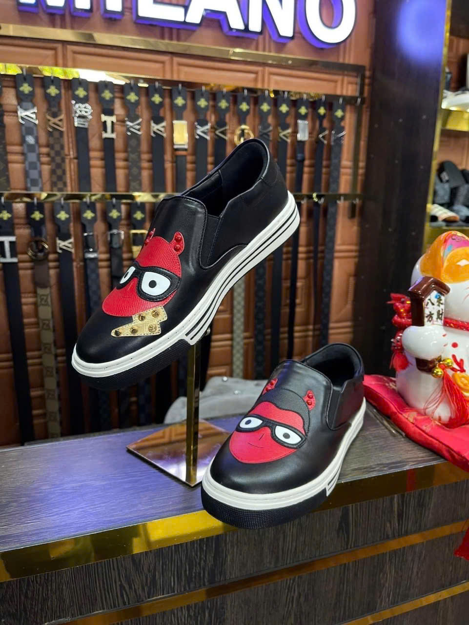 Giày slipon Dolce Gabbana DG wash mặt quỷ đỏ Like Auth 38-43 MK