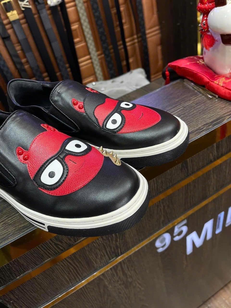 Giày slipon Dolce Gabbana DG wash mặt quỷ đỏ Like Auth 38-43 MK