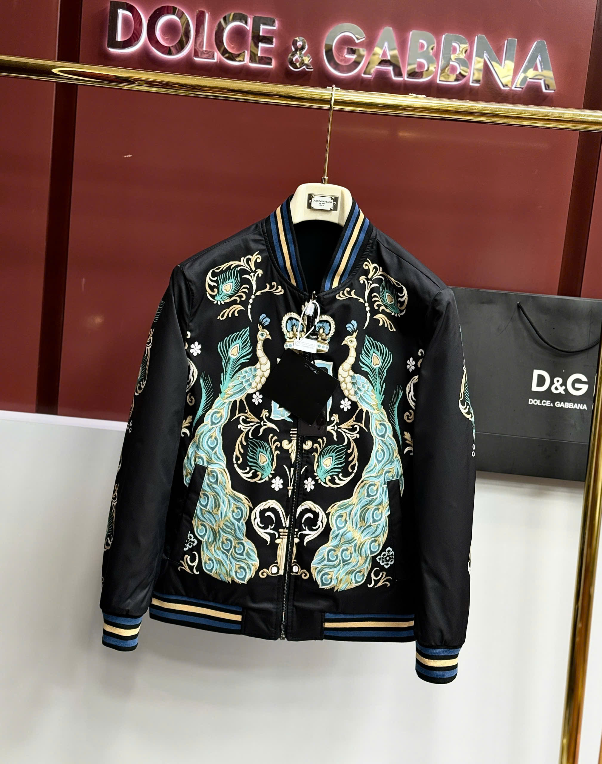 Áo khoác bomber Dolce Gabbana DG logo thêu đôi Công vương miện Like Auth 44-50 CD