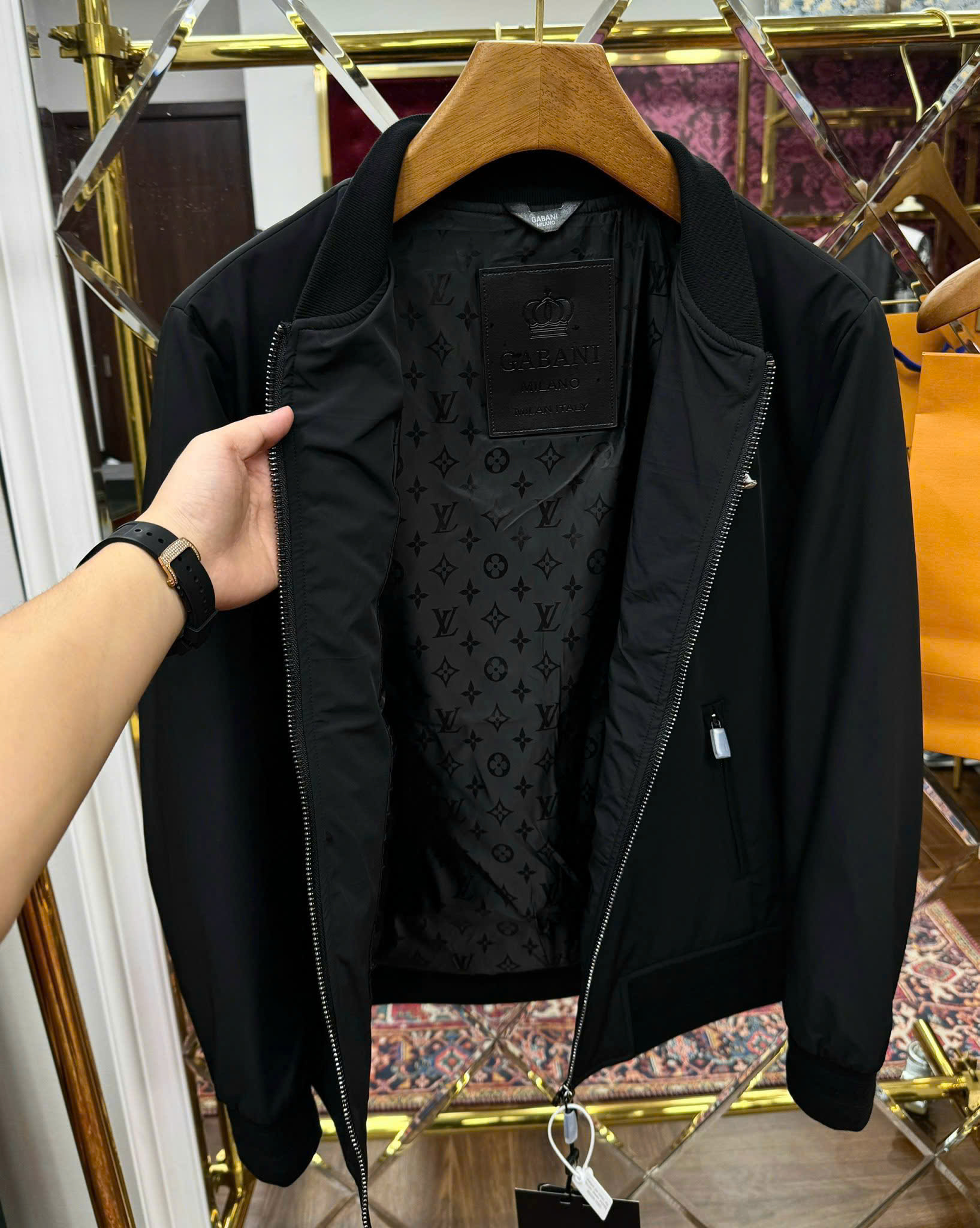 Áo khoác bomber Louis Vuitton LV logo thêu nhiều con thuyền nhỏ Like Auth S-XL MK